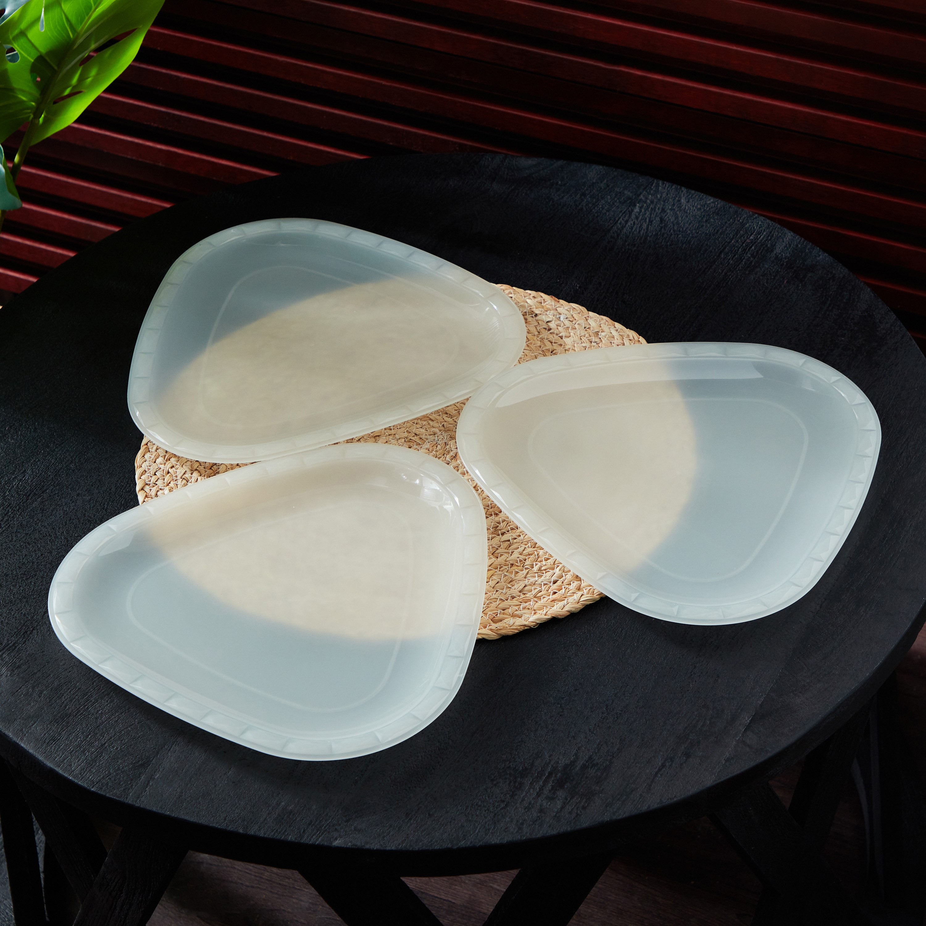 Gleam Dinner Plate - Set of 3-hbxdecorandfurnishings-tabletop-crockery-image-3