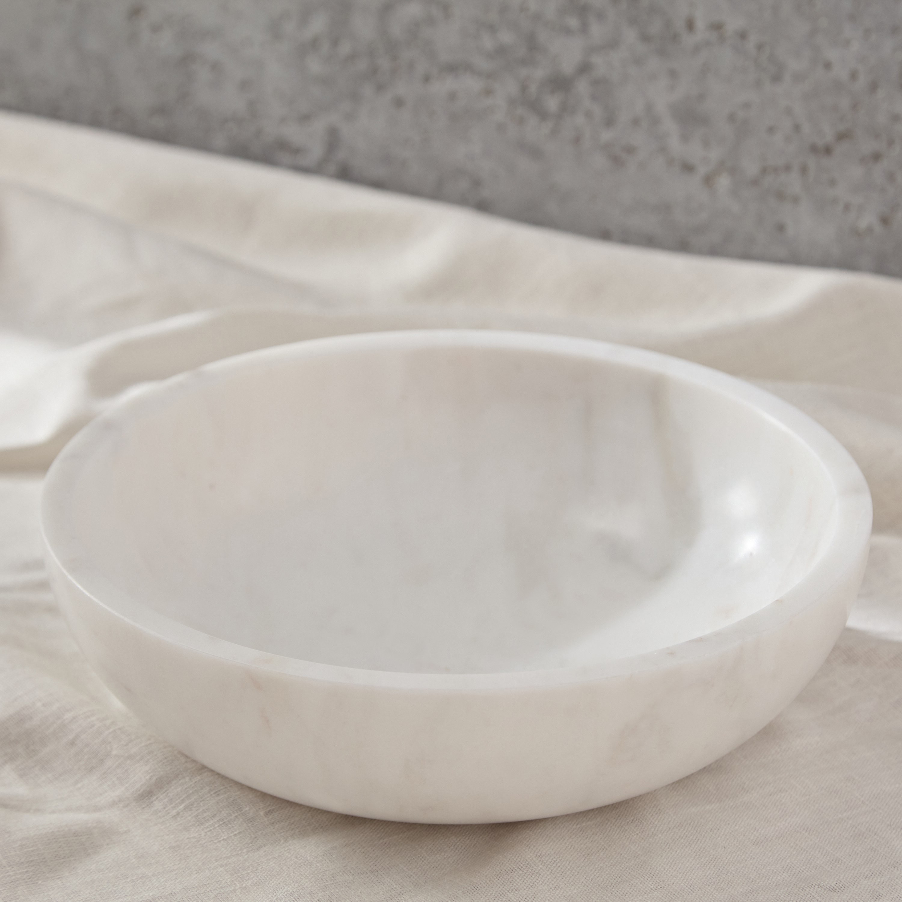 وعاء رخام من بيانكا - 22 سم-hbxdecorandfurnishings-tabletop-serveware-image-1