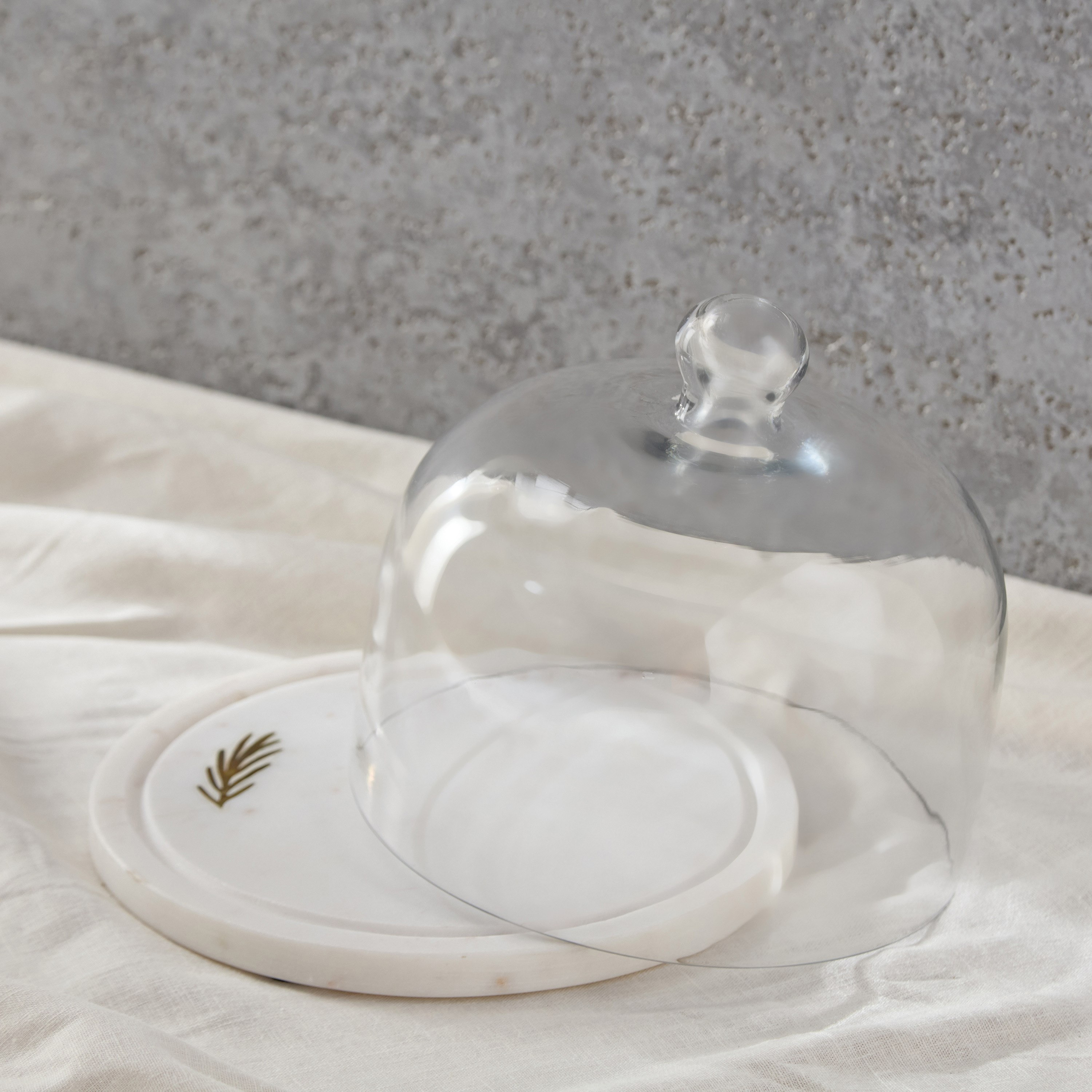 قبة كيك من بيانكا- 23 سم-hbxdecorandfurnishings-tabletop-serveware-image-2