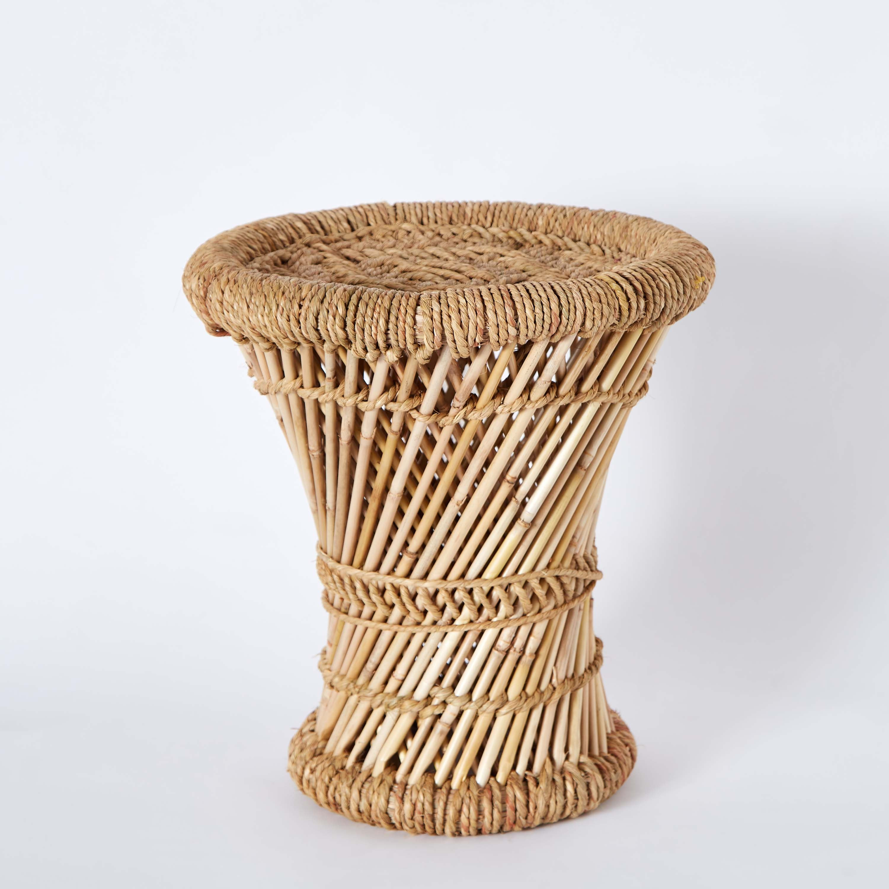 طقم مسند قدم من العشب الطبيعي قطعتين من ناتورا-hbxlivingroom-sofasandarmchairs-ottomansandfootstools-image-7