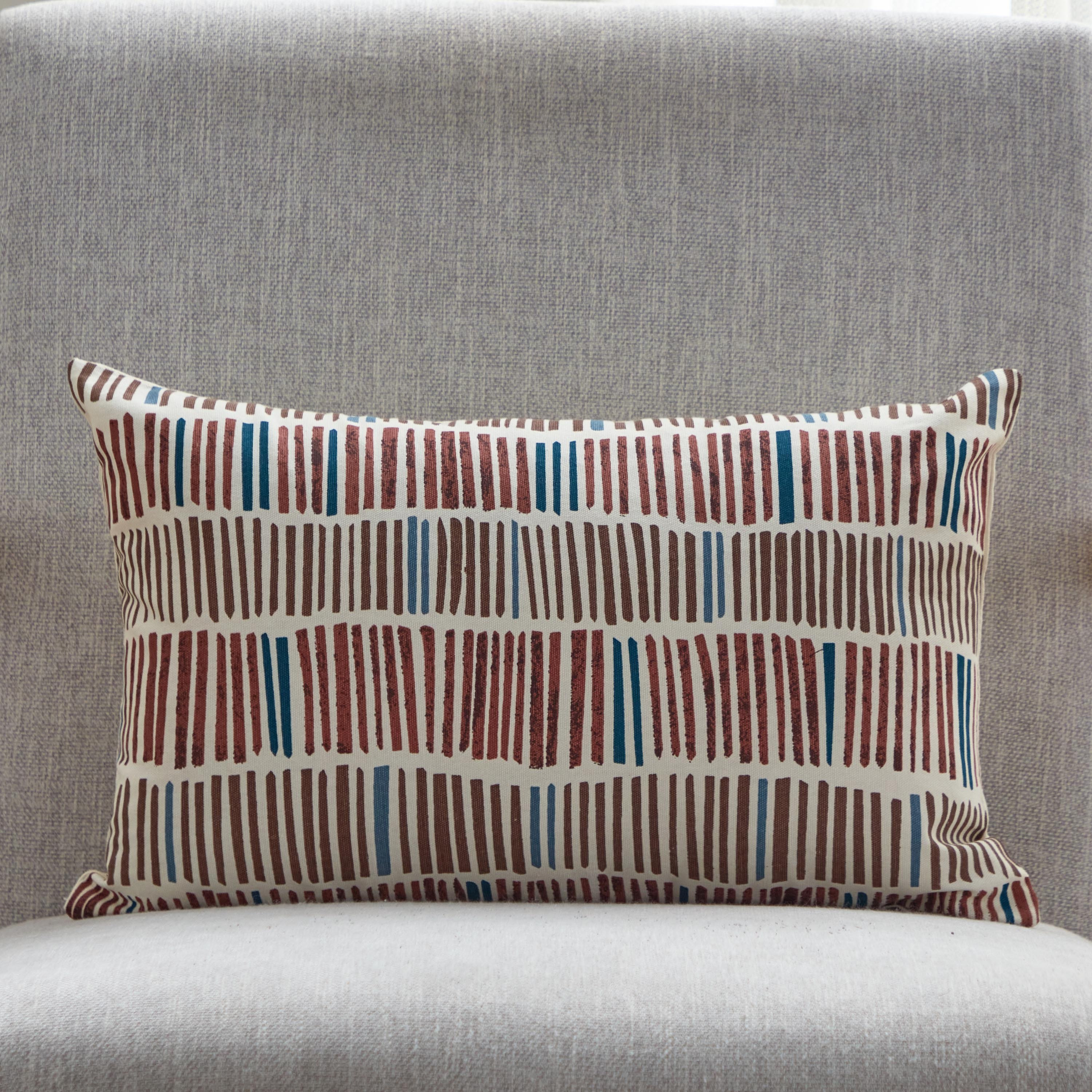 غطاء وسادة بطبعات من نوفا - 30x50 سم-hbxhomeware-cushionsandcovers-cushioncovers-image-1