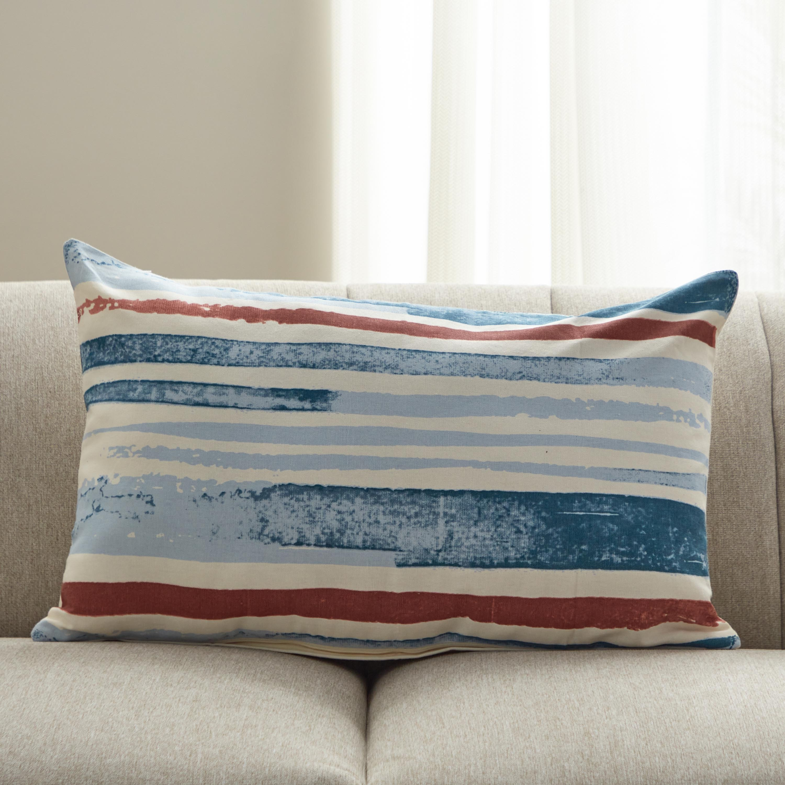 Buy Nova Chroma Printed Cushion Cover 40x65 cm Online in UAE