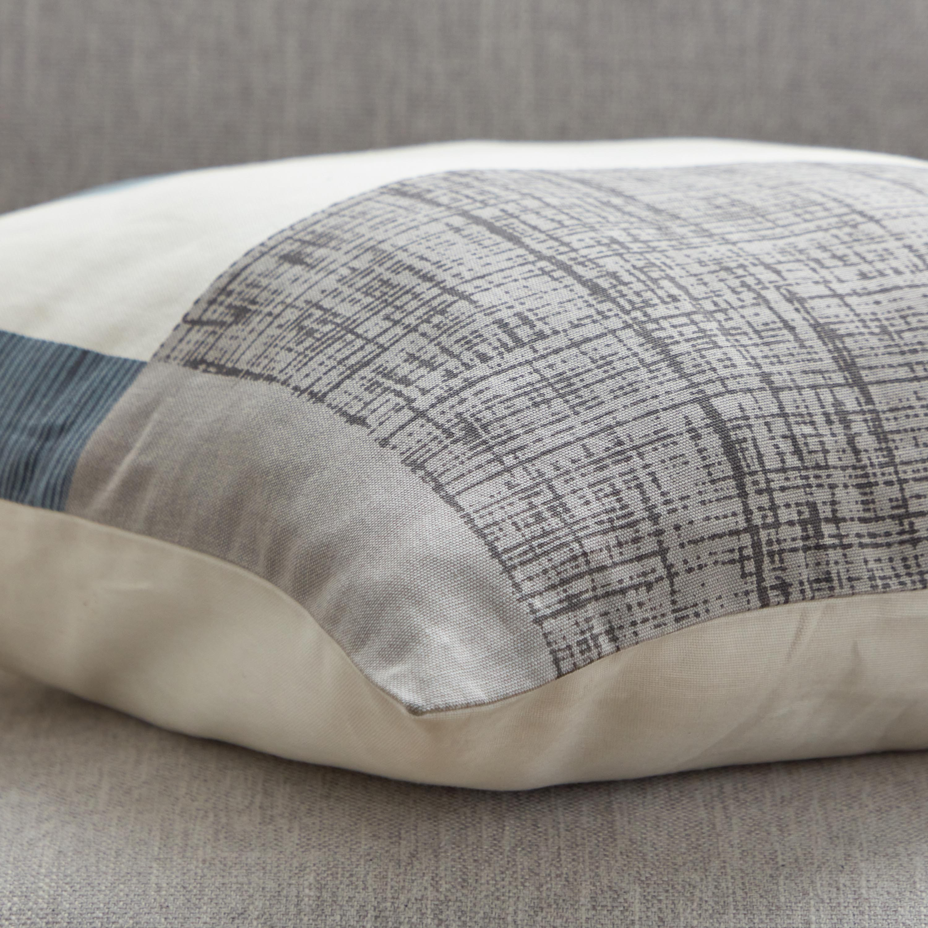 غطاء وسادة بطبعات من نوفا - 50x50 سم-hbxhomeware-cushionsandcovers-cushioncovers-image-3