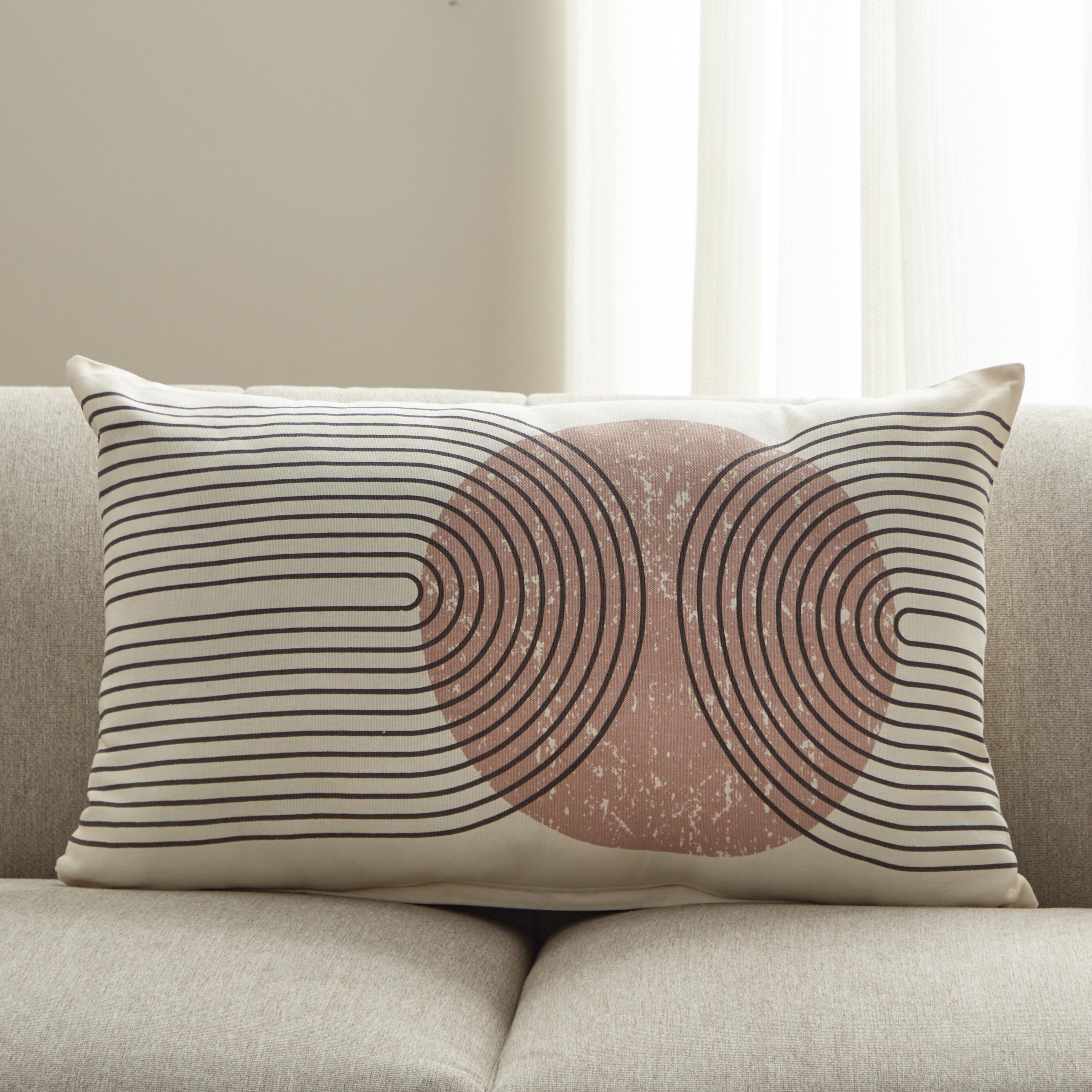 Buy Nova Metro Printed Cushion Cover 40x65 cm Online in UAE