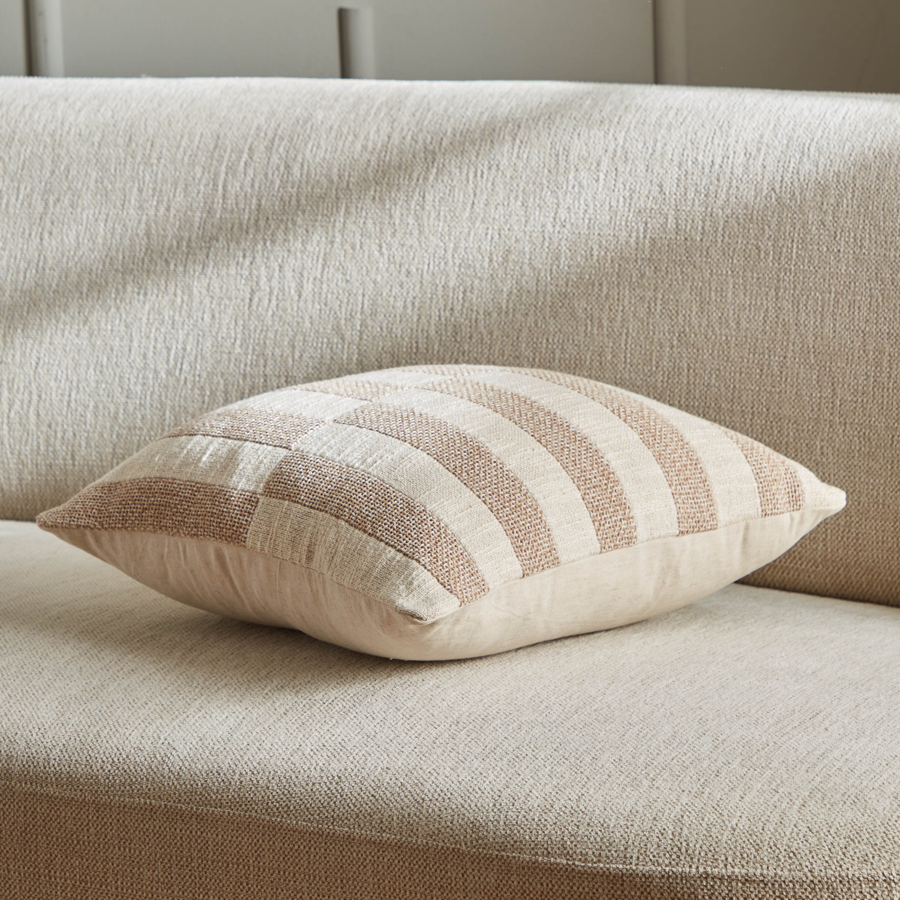 غطاء وسادة بشريط جاكار من بيترا -  45x45 سم-hbxhomeware-cushionsandcovers-cushioncovers-image-3