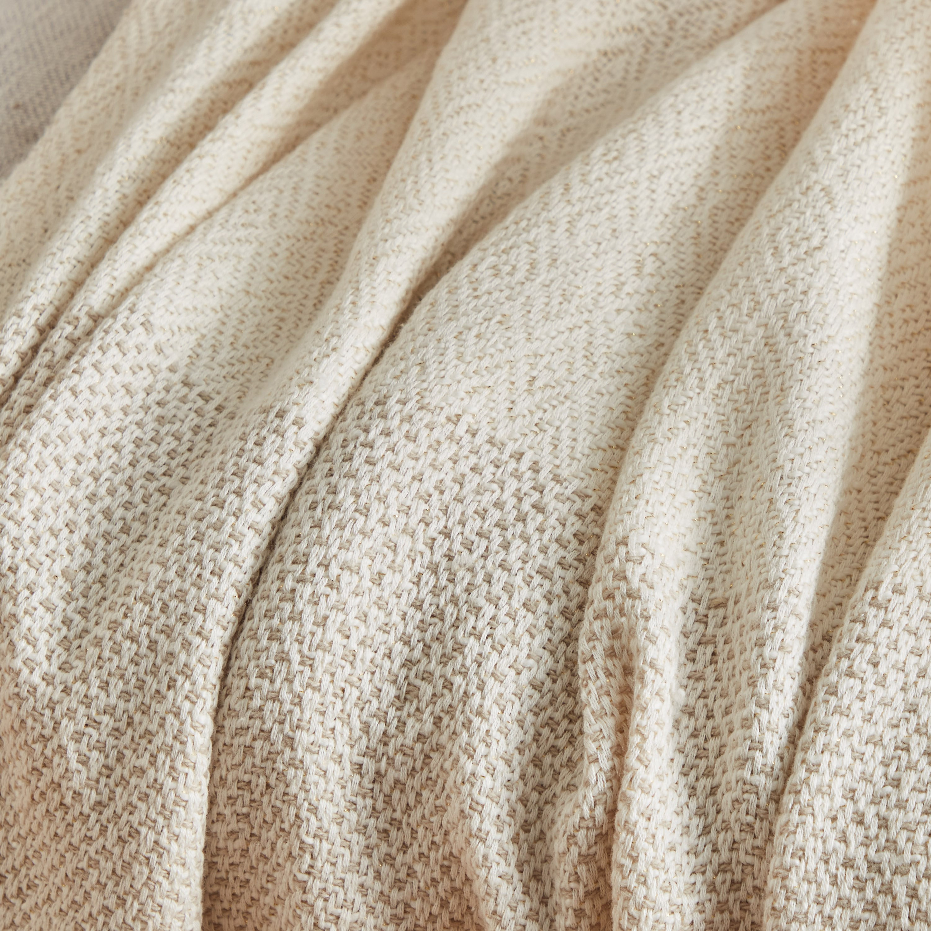 غطاء وسادة وبطانية خفيفة من سارة - طقم من 3 قطع-hbxhomeware-cushionsandcovers-cushioncovers-image-4