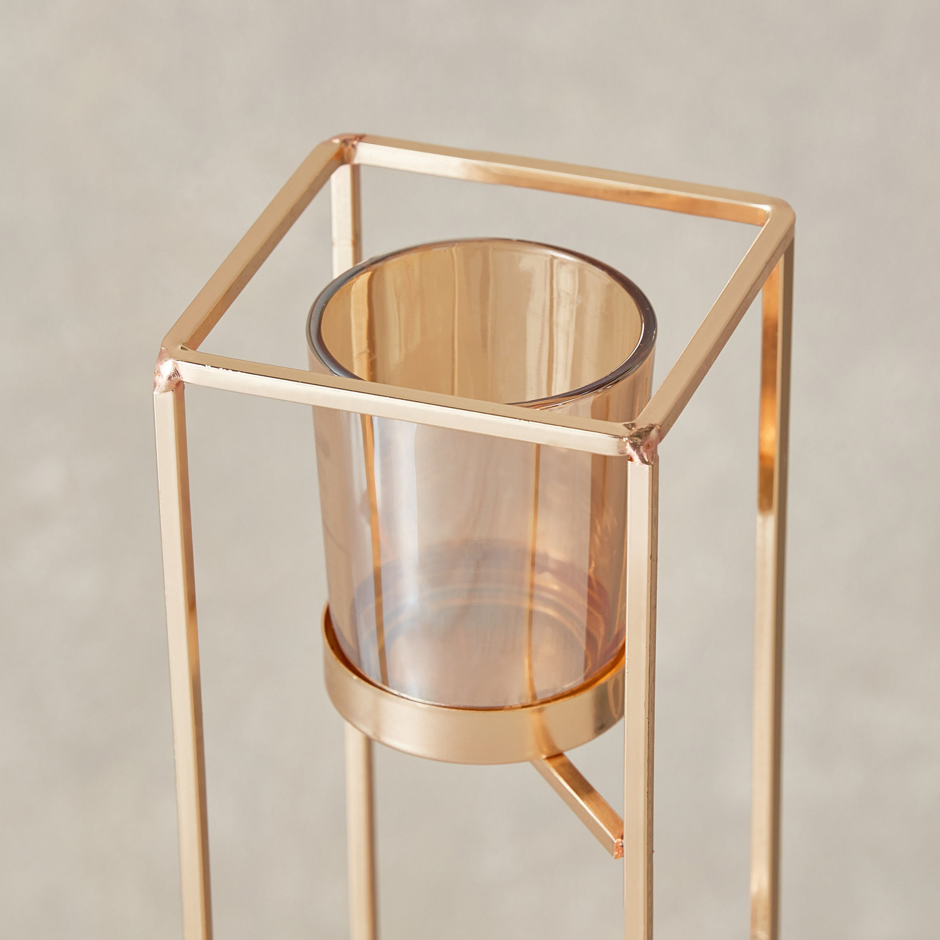 حامل شموع معدن بتصميم عصري مع زجاج فوتيف من أورلي - 8x8x21 سم-hbxlivingroom-decorandaccessories-candleholders-image-3