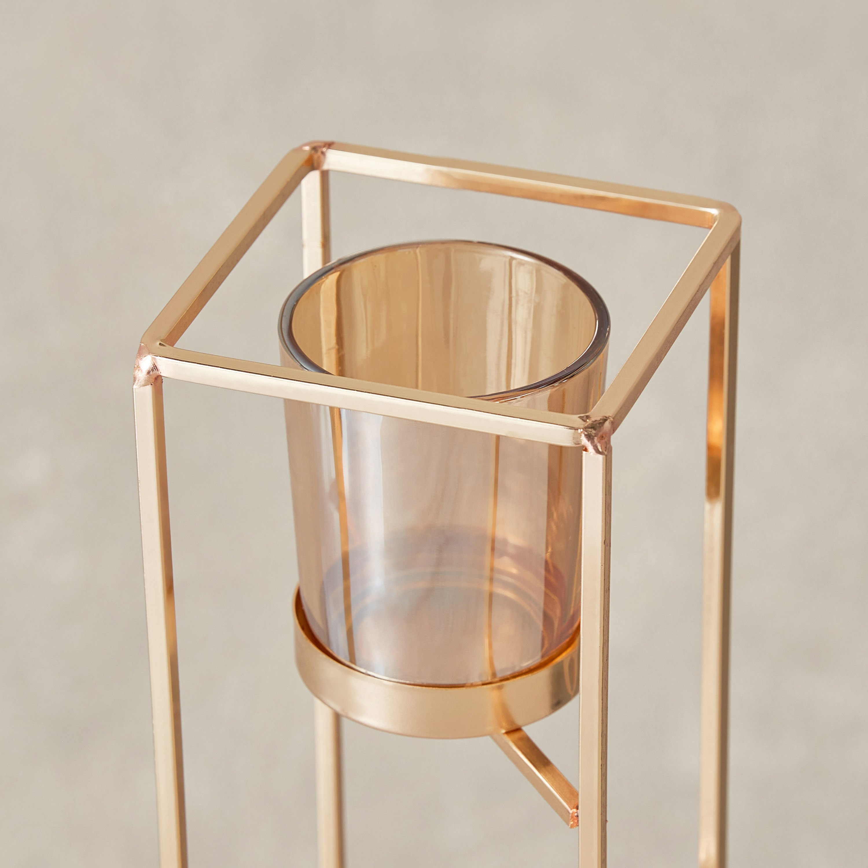 حامل شموع معدني بتصميم عصري مع زجاج فوتيف من أورلي - 8x8x26 سم-hbxlivingroom-decorandaccessories-candleholders-image-3