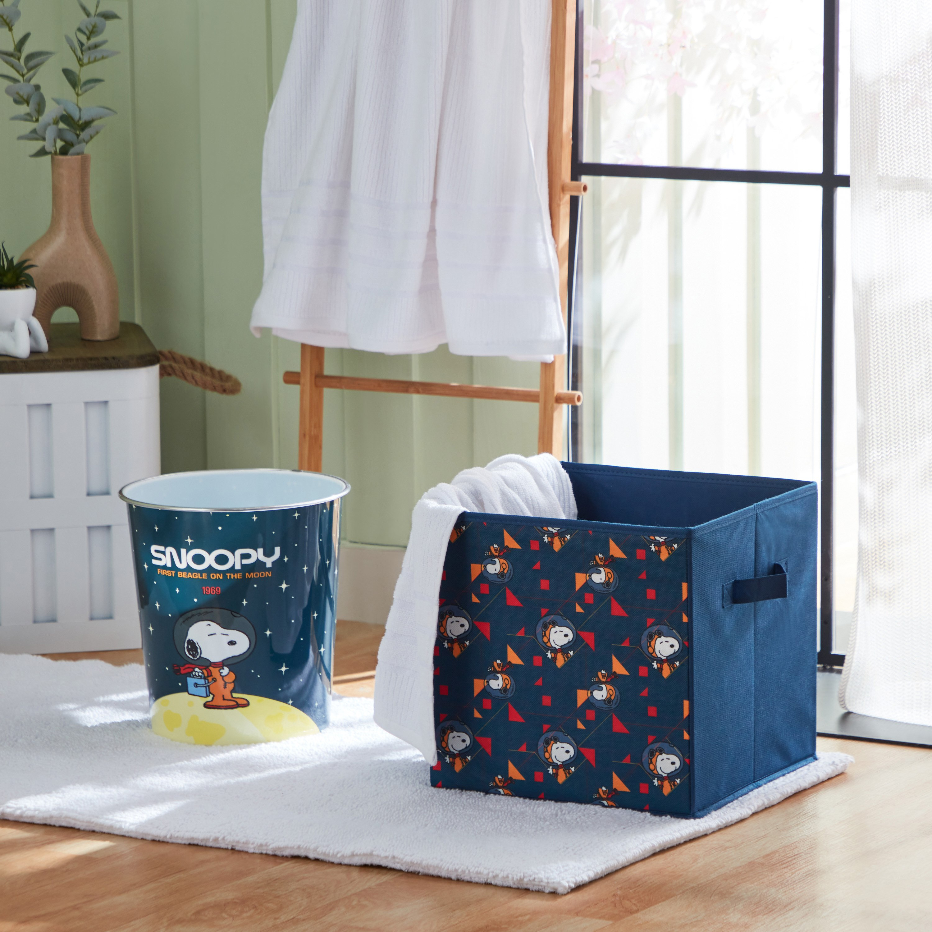 Snoopy Peanut Dustbin - 26x24 cm-hbxhomeware-hbxkidsandyouth-image-4