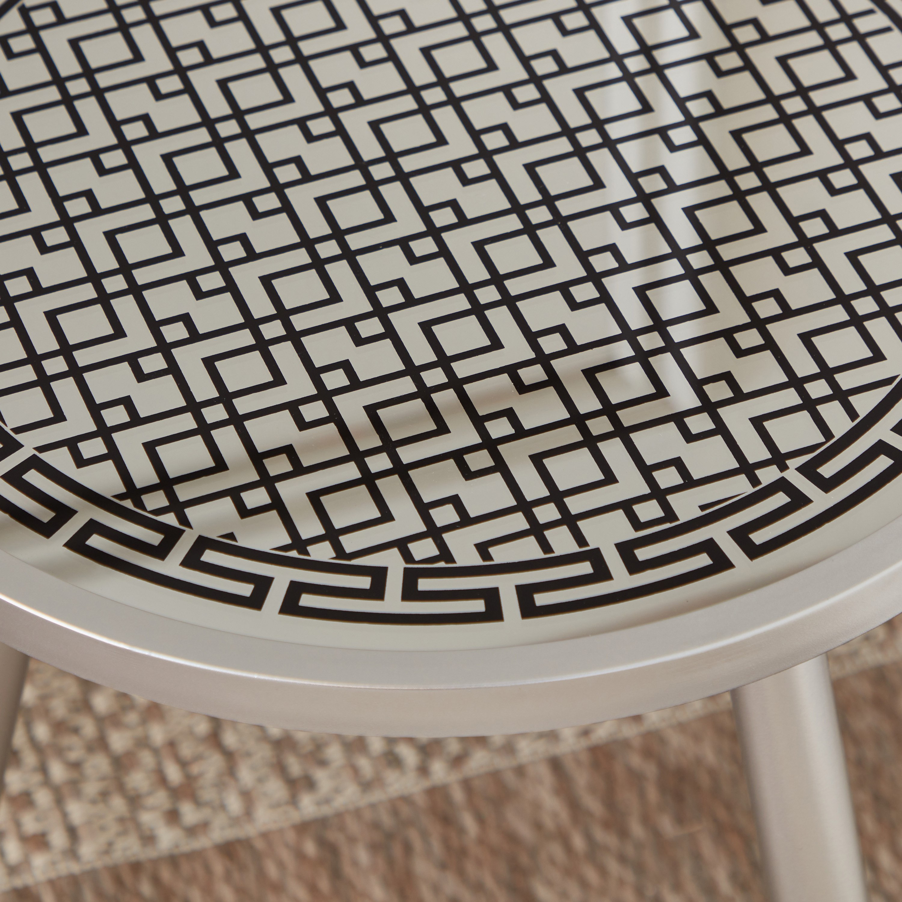 طاولة زينة زجاج بطبعات وتشطيب مشرق من كارلا - 39x39x36 سم-hbxfurniture-livingroom-endtables-image-4