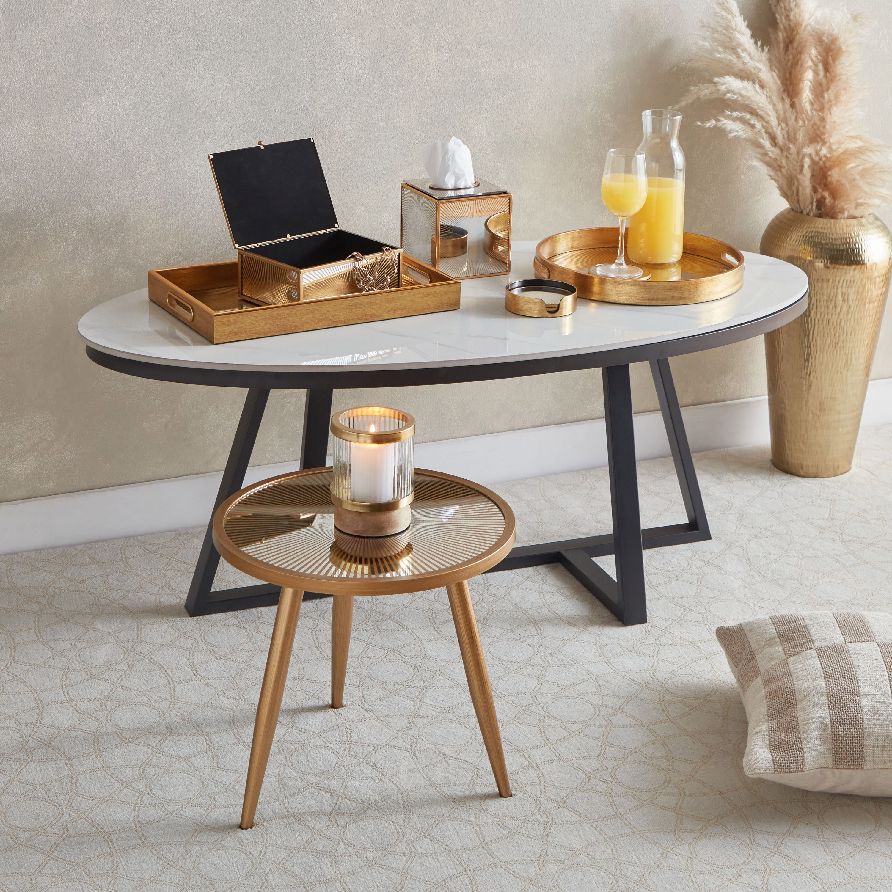 طقم قواعد أكواب زجاج بطبعات وتشطيب مشرق 4 قطع من كارلا - 11x3 سم-hbxdecorandfurnishings-homefurnishings-tablelinens-image-5