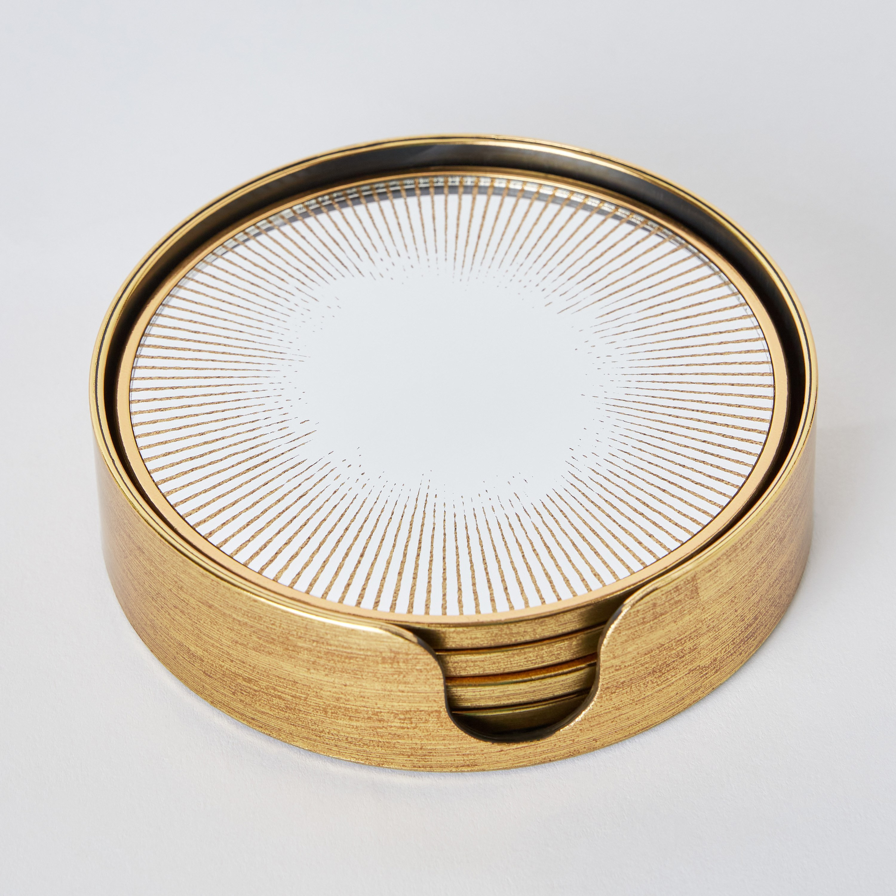 طقم قواعد أكواب زجاج بطبعات وتشطيب مشرق 4 قطع من كارلا - 11x3 سم-hbxdecorandfurnishings-homefurnishings-tablelinens-image-6