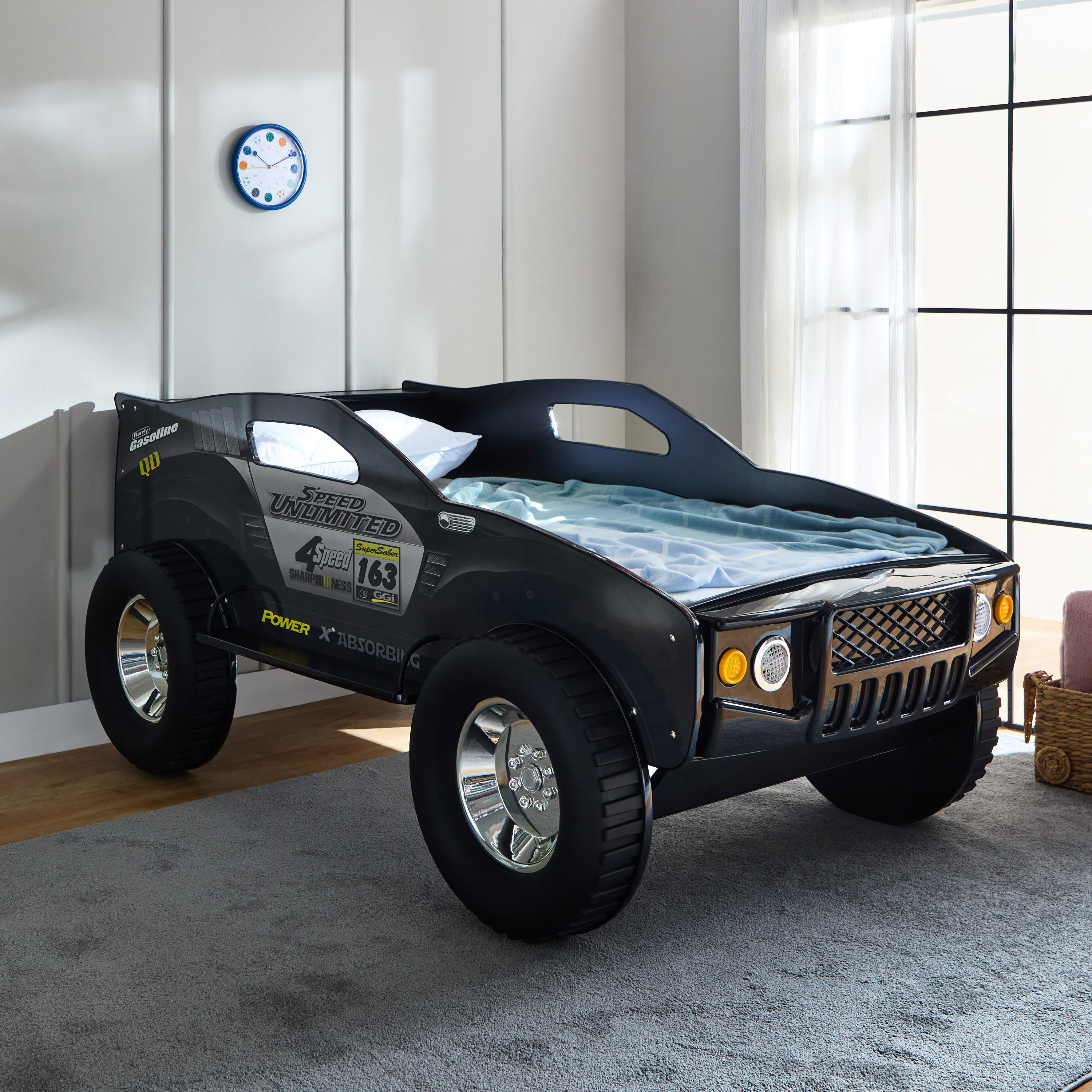 Children's deals jeep bed