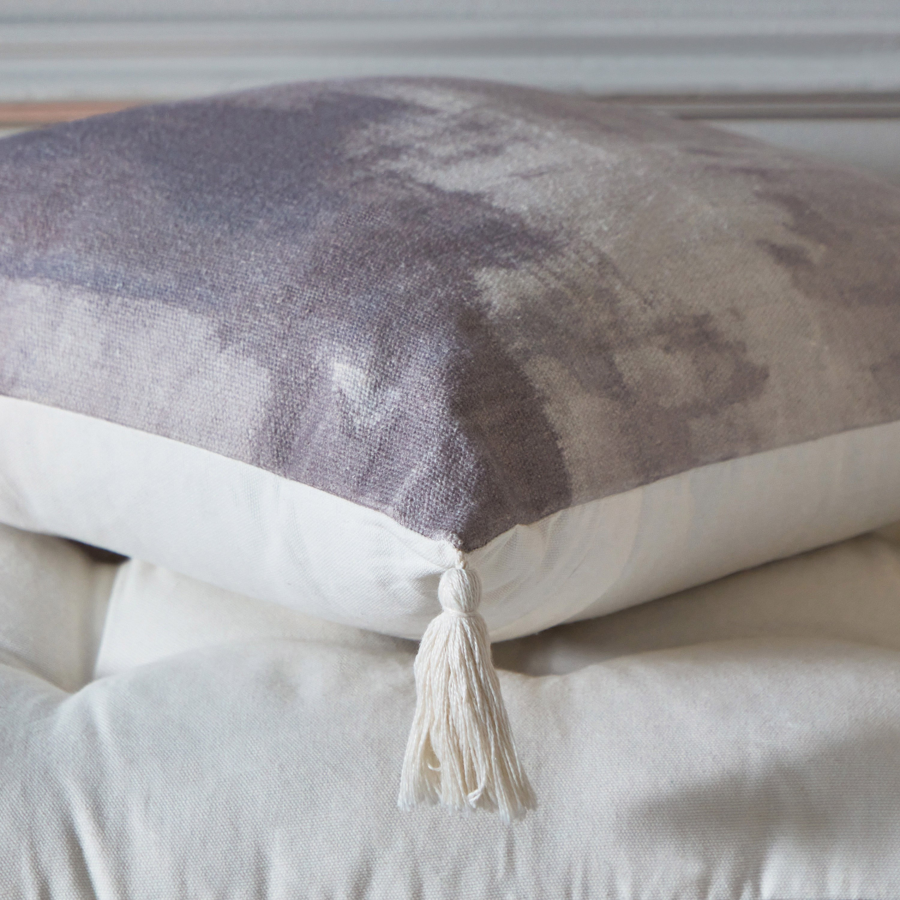 وسادة بطبعات من مهرجان العريش - 40x40 سم-hbxlivingroom-furnishings-cushionsandcovers-filledcushions-image-3