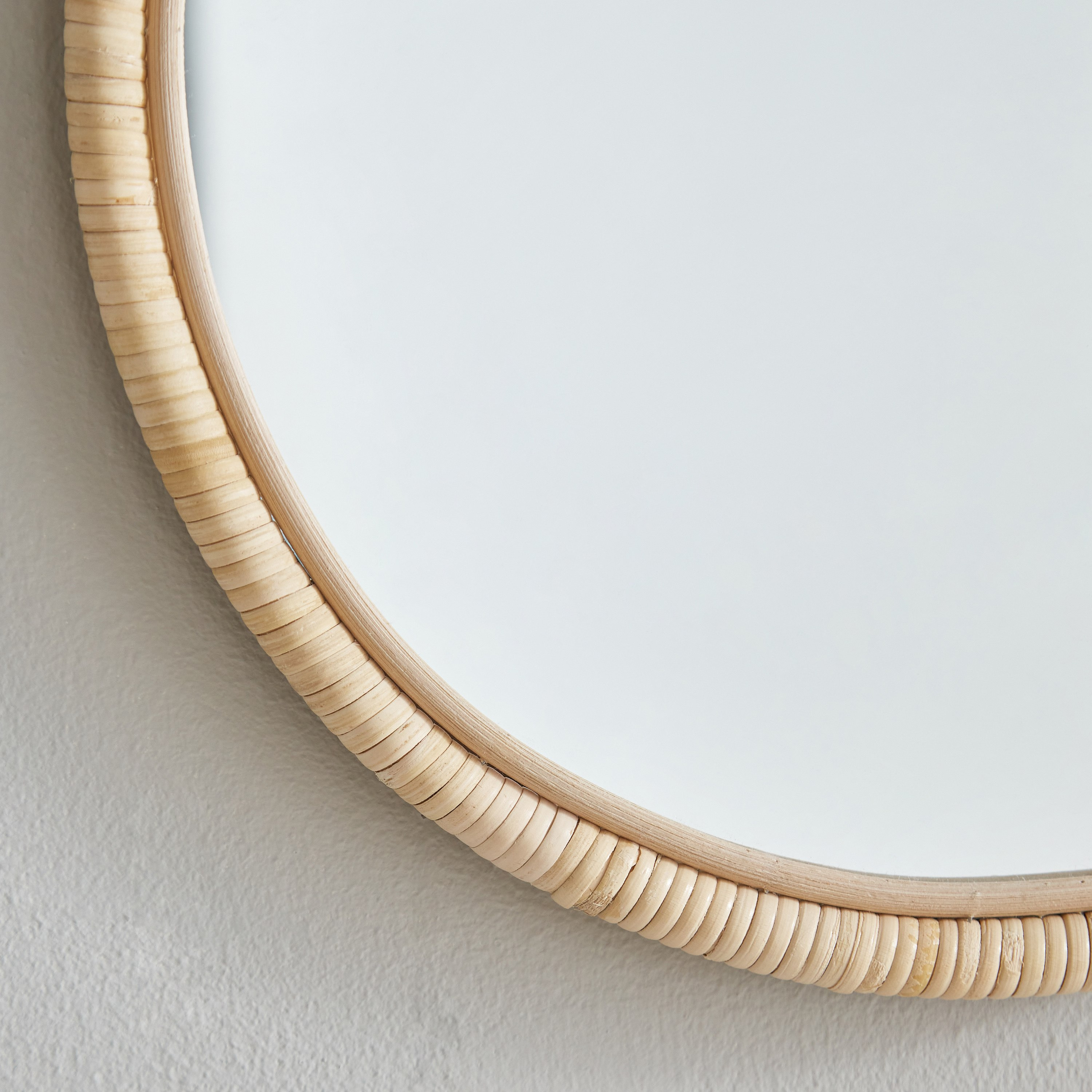 مرآة خوص من بلايلاند - 32x32x2 سم-hbxkidsandyouth-walldecor-mirrors-image-4