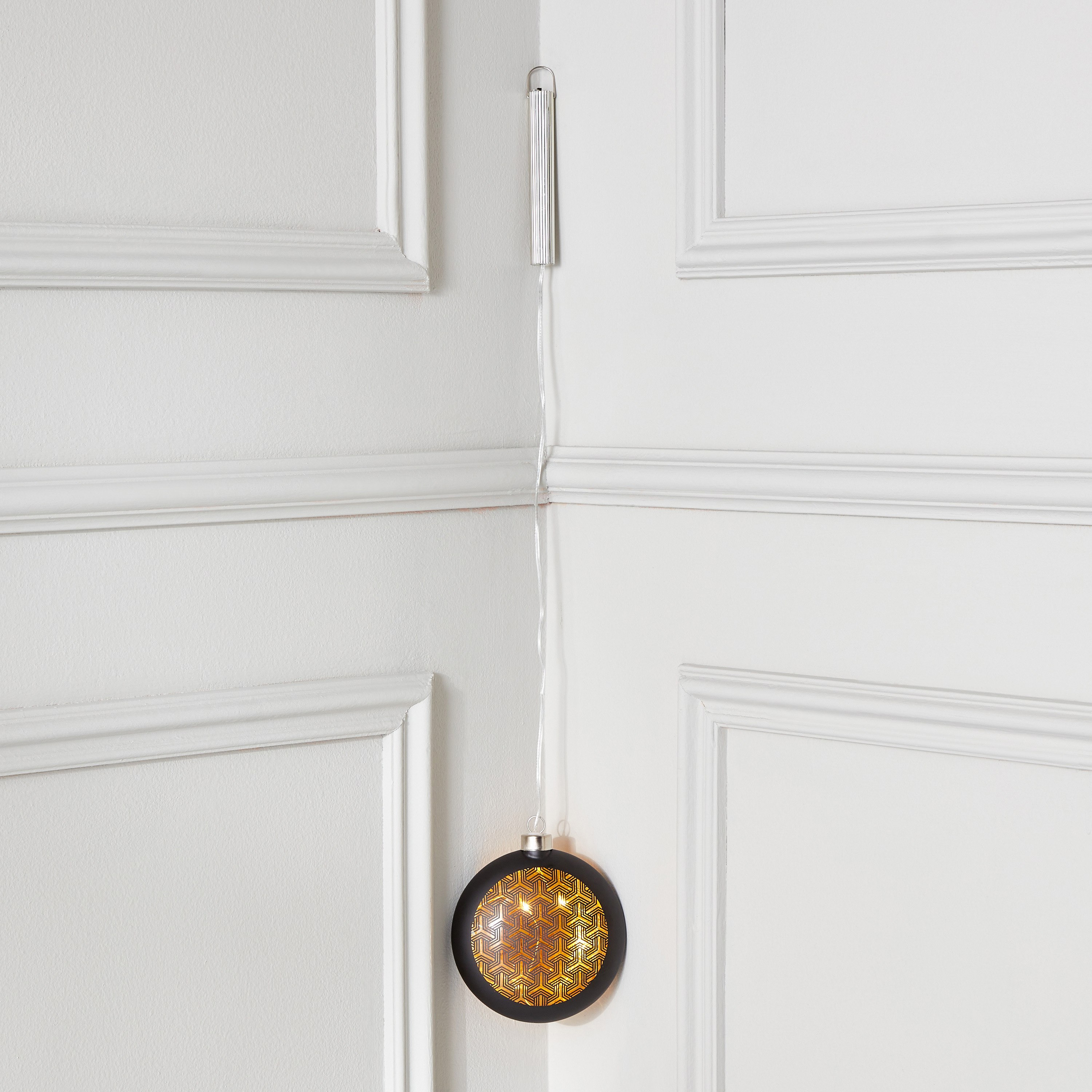 Briar Glass Geo Cutout Round LED Accent - 12x4x13 cm-hbxhomeware-homedecor-figurinesandornaments-image-2