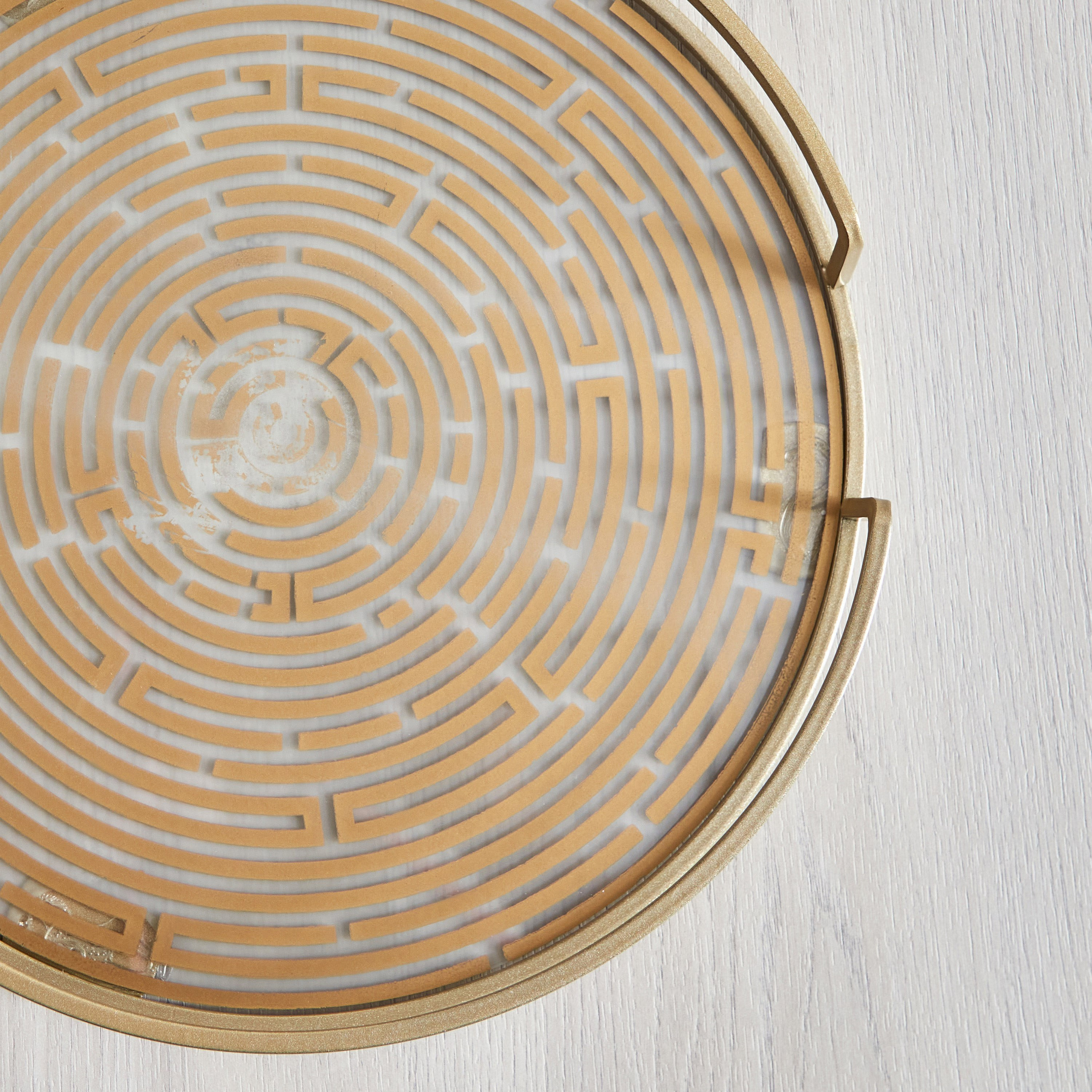 صينية زجاج ديكور - أدرو ميكنيس - 30x30x4 سم-hbxhomeware-hbxdecorandfurnishings-image-3