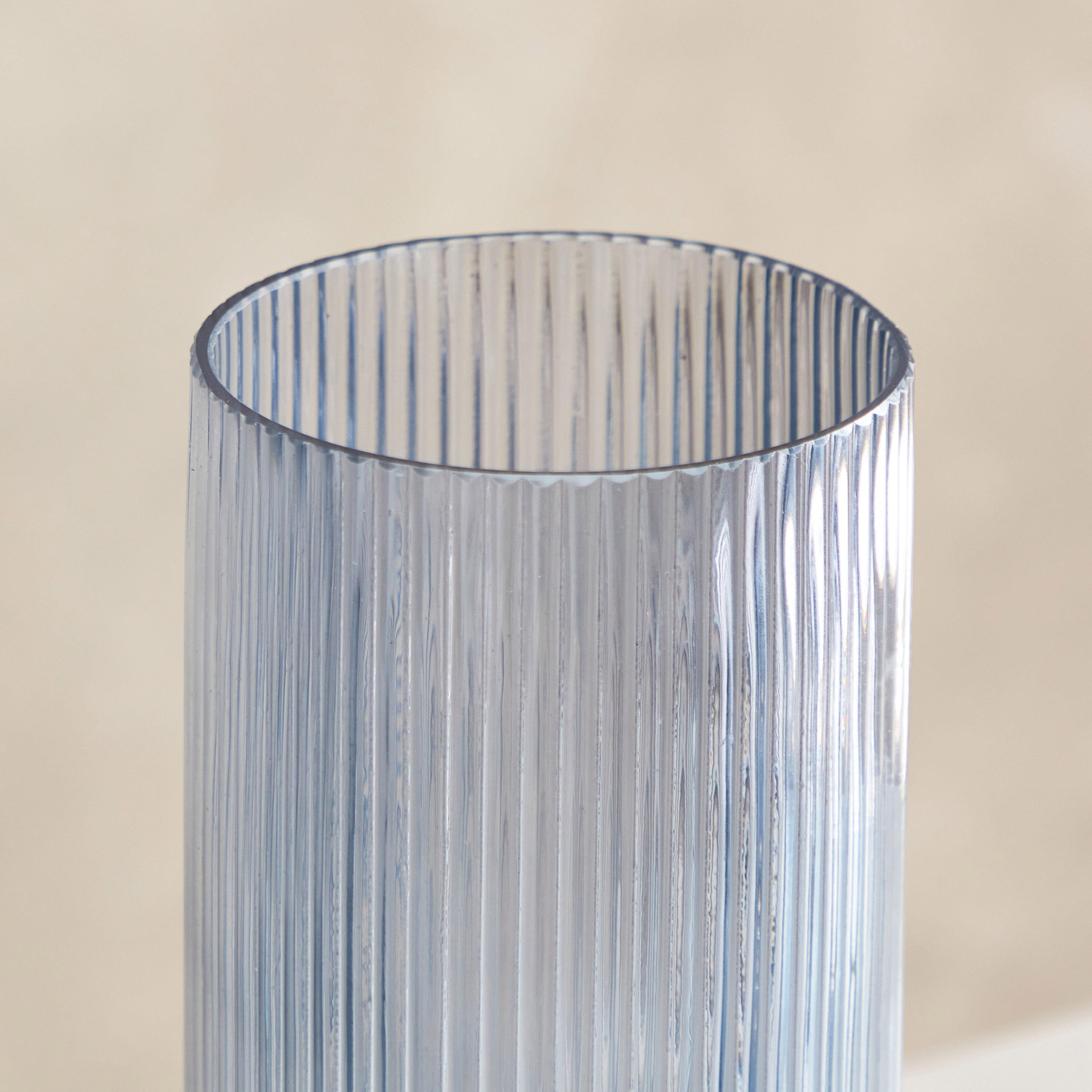 مزهرية زجاج مضلعة من أدرو - 10x10x26 سم-hbxbedroom-decorandaccessories-vases-image-3