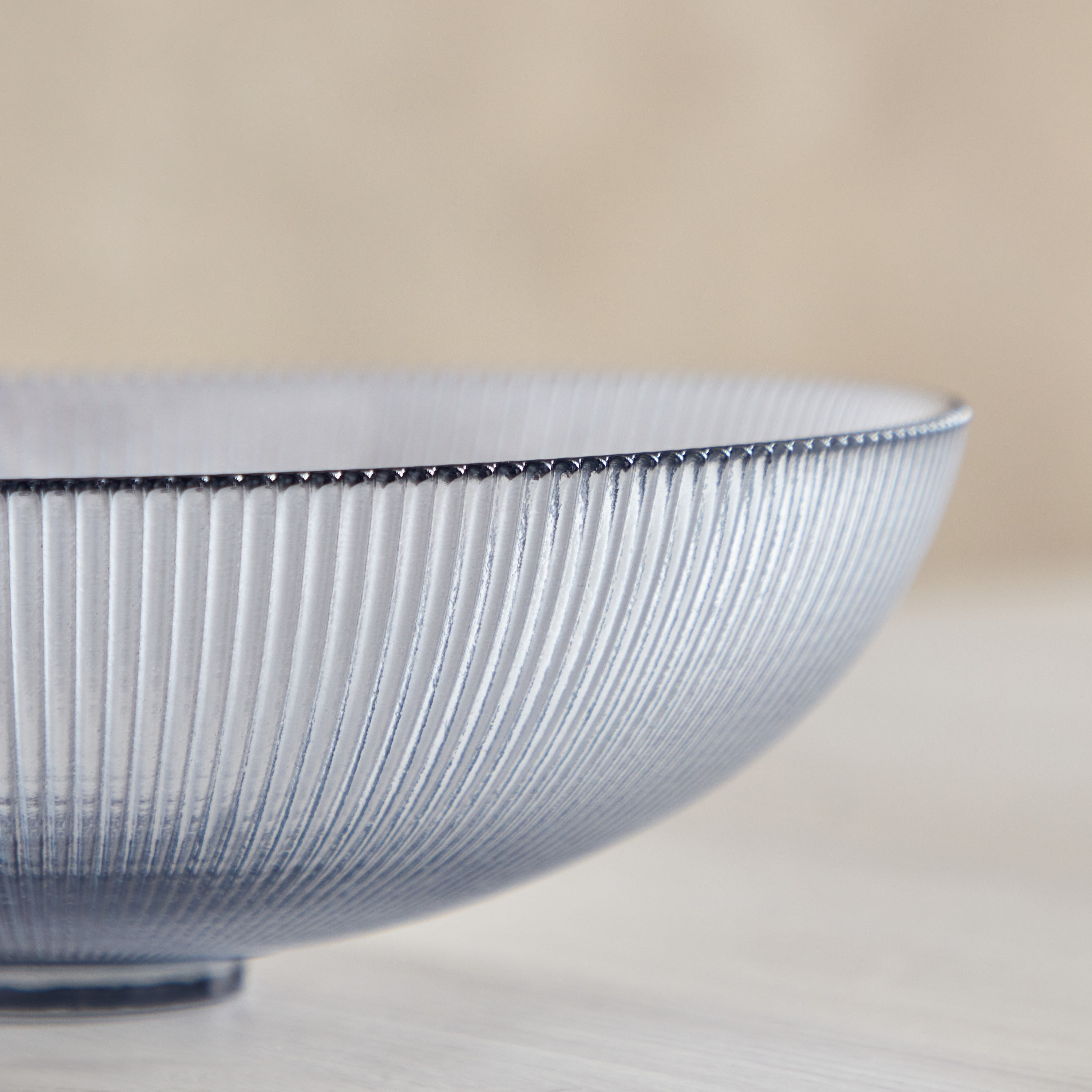وعاء زجاجي مضلّع من أدرو - 20x20x6.5 سم-hbxdecorandfurnishings-homeaccessories-bowls-image-5
