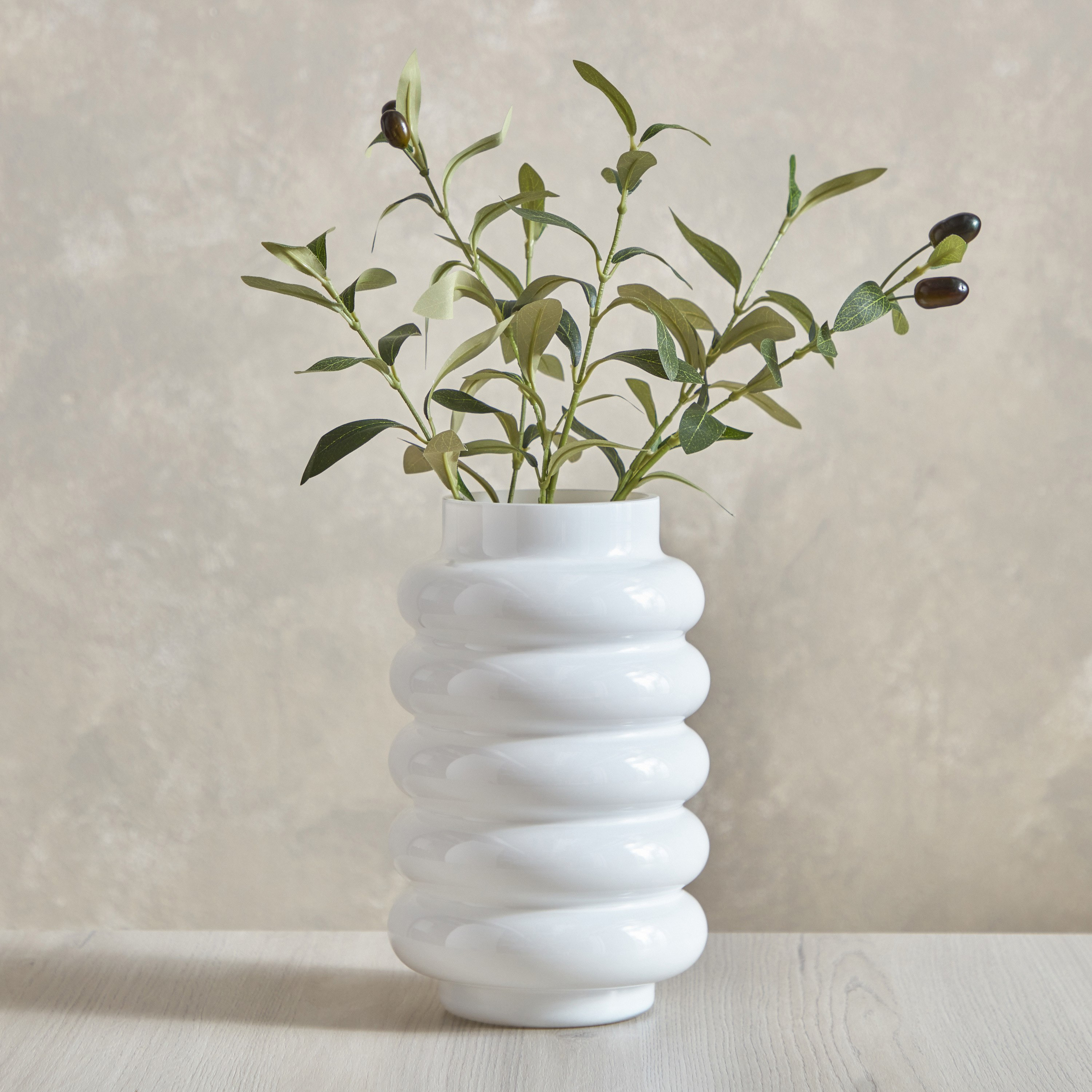 مزهرية زجاج معتمة من أدرو - 15x15x24 سم-hbxbedroom-decorandaccessories-vases-image-1