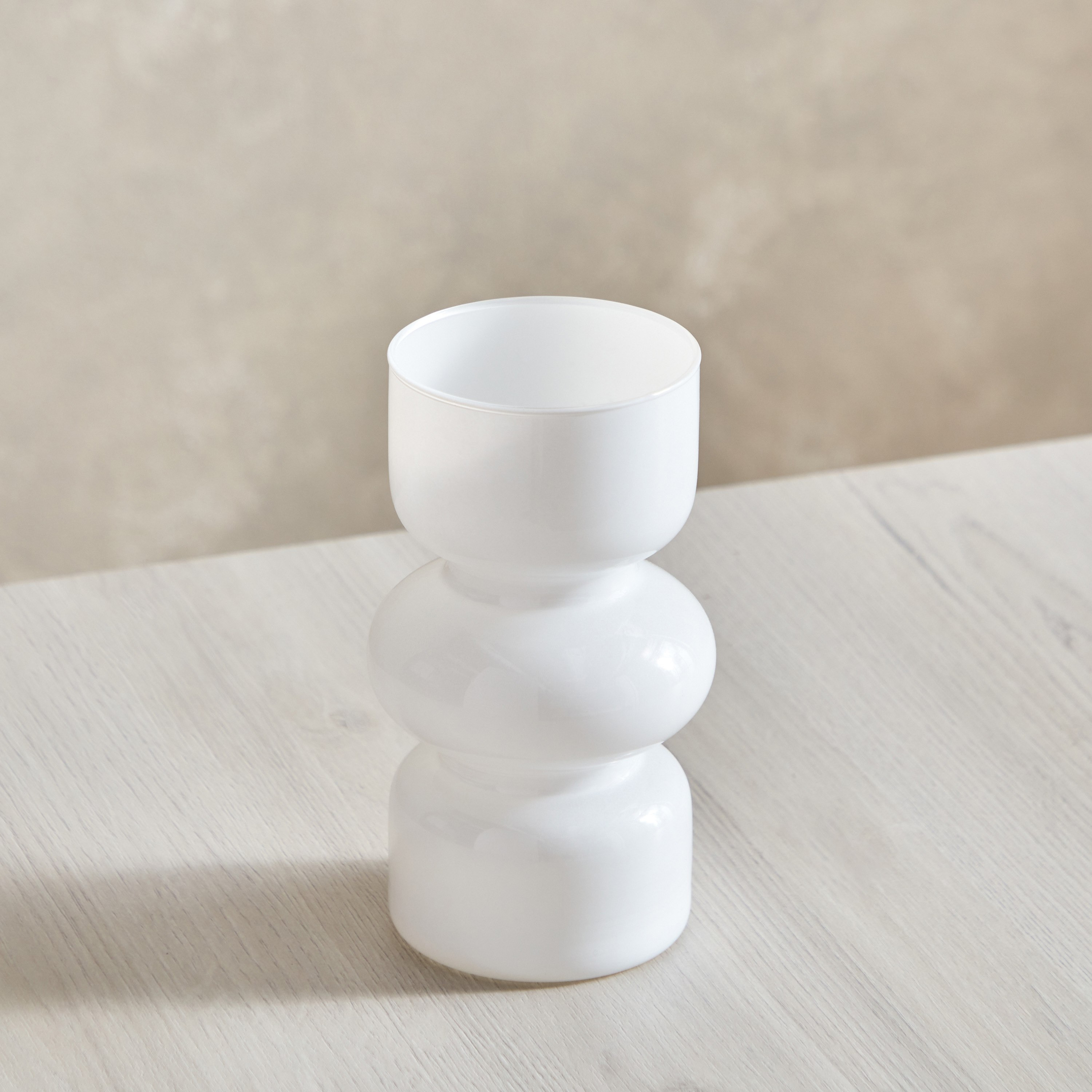 مزهرية زجاج فروستيد من أدرو - 10.5x10.5x18 سم-hbxbedroom-decorandaccessories-vases-image-2