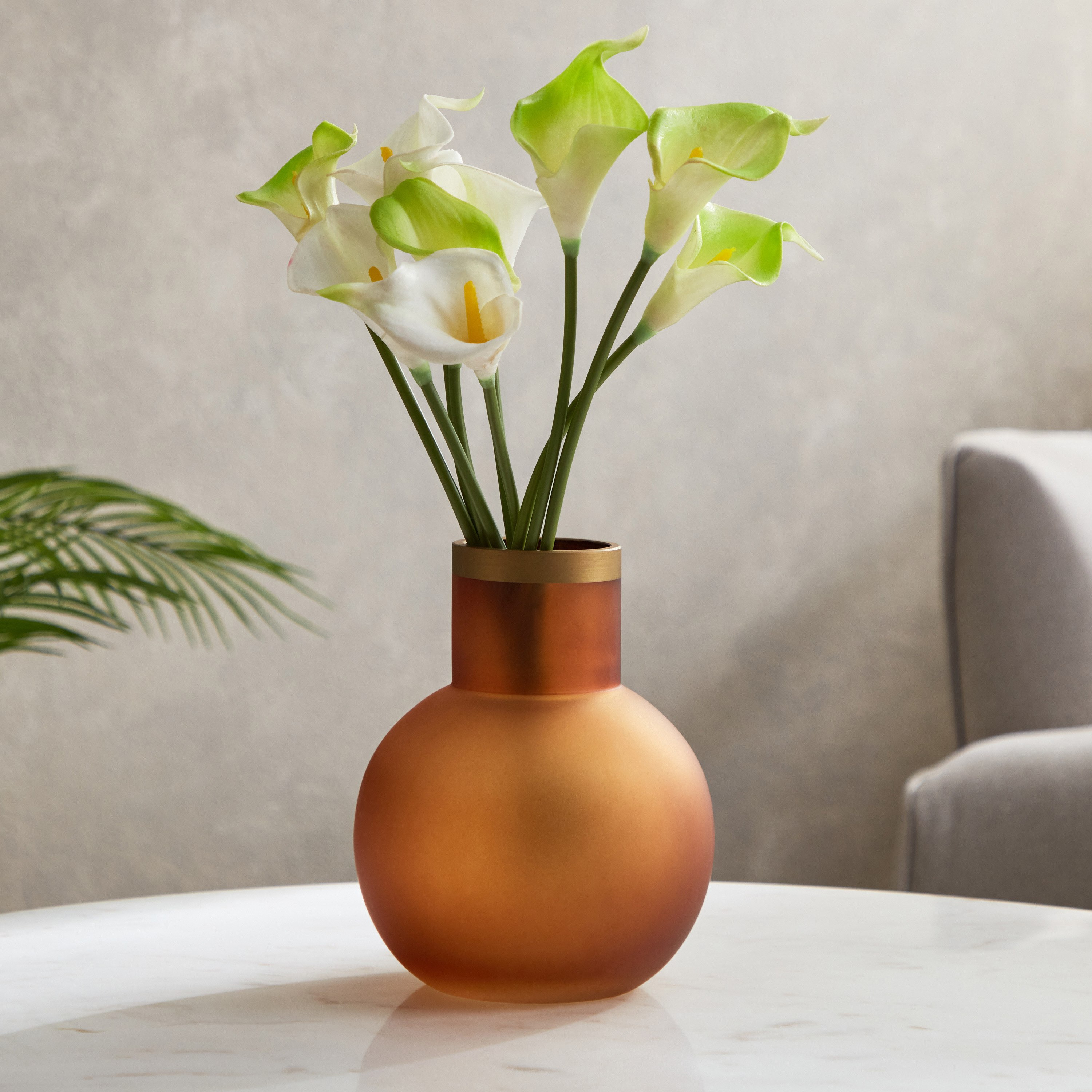 مزهرية زجاج معتمة من بلينكو - 14.5x18.5 سم-hbxbedroom-decorandaccessories-vases-image-1