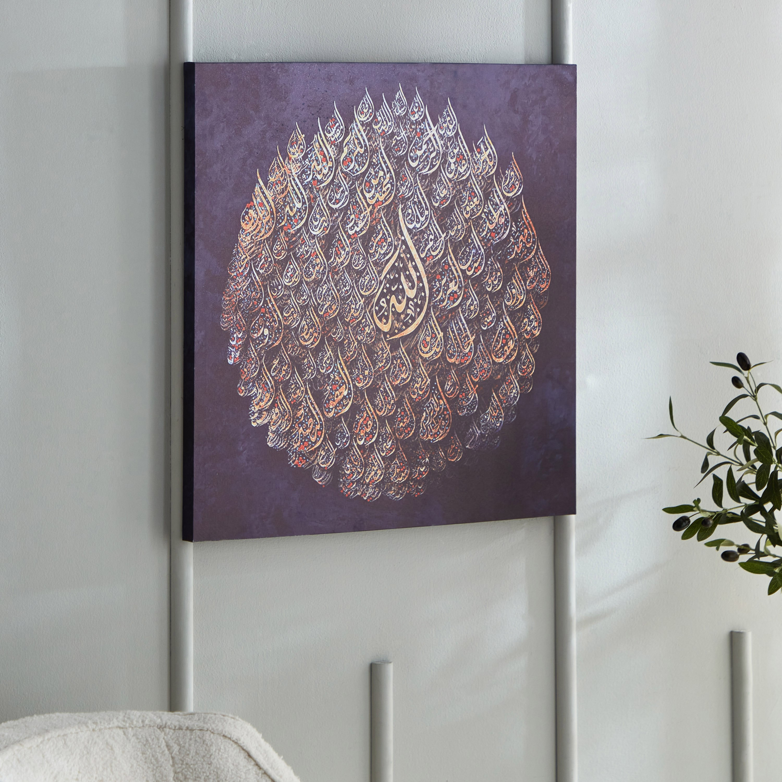 زينة حائط كانفاس بطبعات من أيكا - 60x60x2.5 سم-hbxhomeware-hbxdecorandfurnishings-image-1