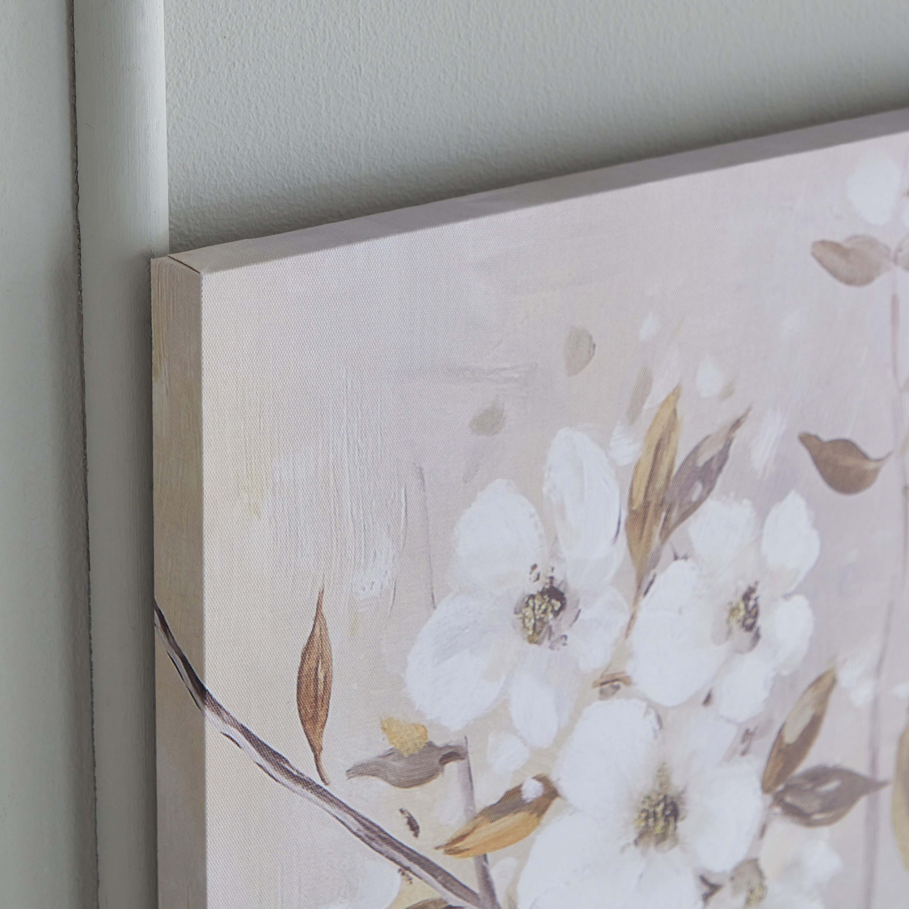 زينة حائط كانفاس بطبعات من أيكا - 60x90x2.5 سم-hbxhomeware-hbxdecorandfurnishings-image-4