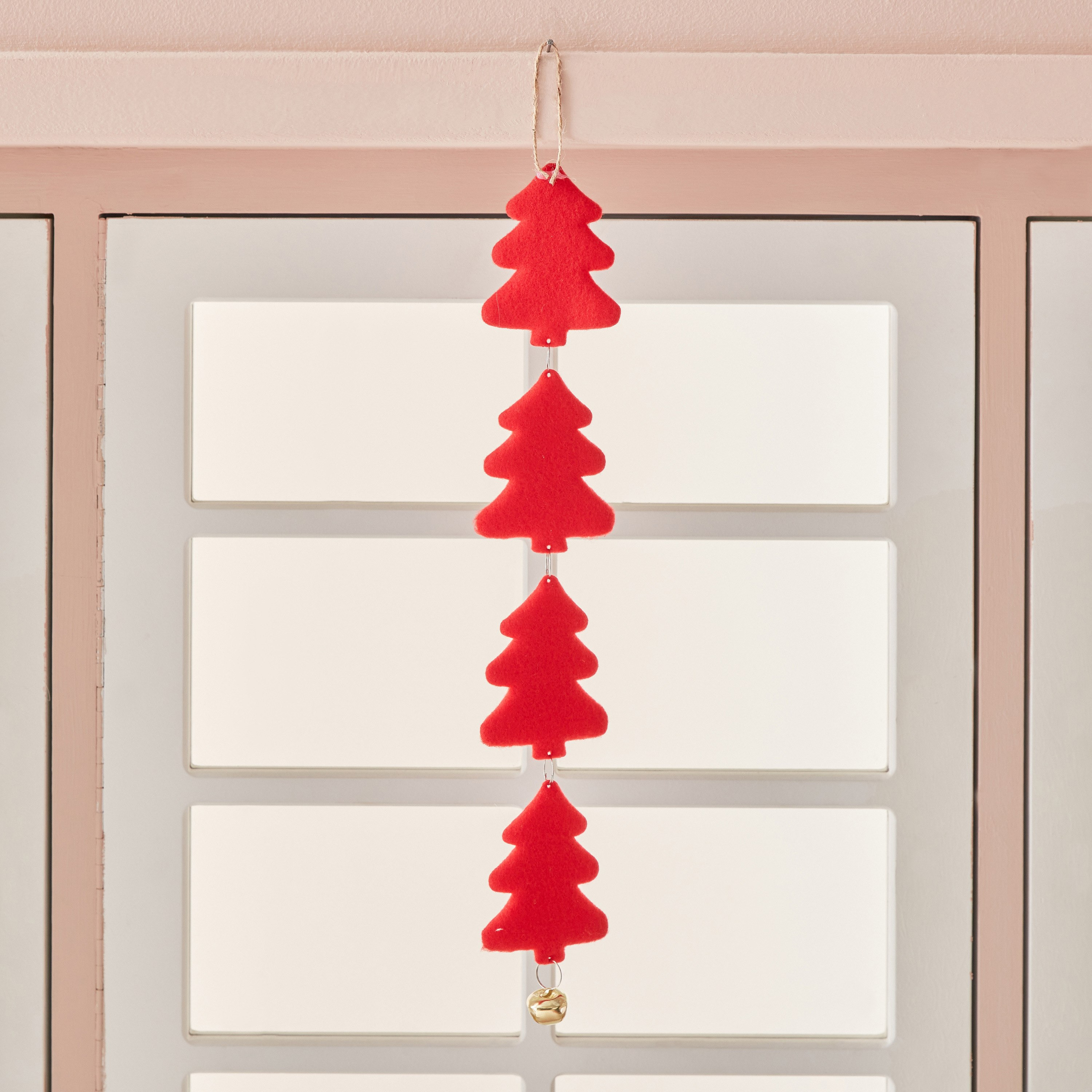 زينة مُعلّقة للكريسماس هوهو من بلوفيك - 8x0.5x40 سم-hbxhomeware-hbxdecorandfurnishings-image-2