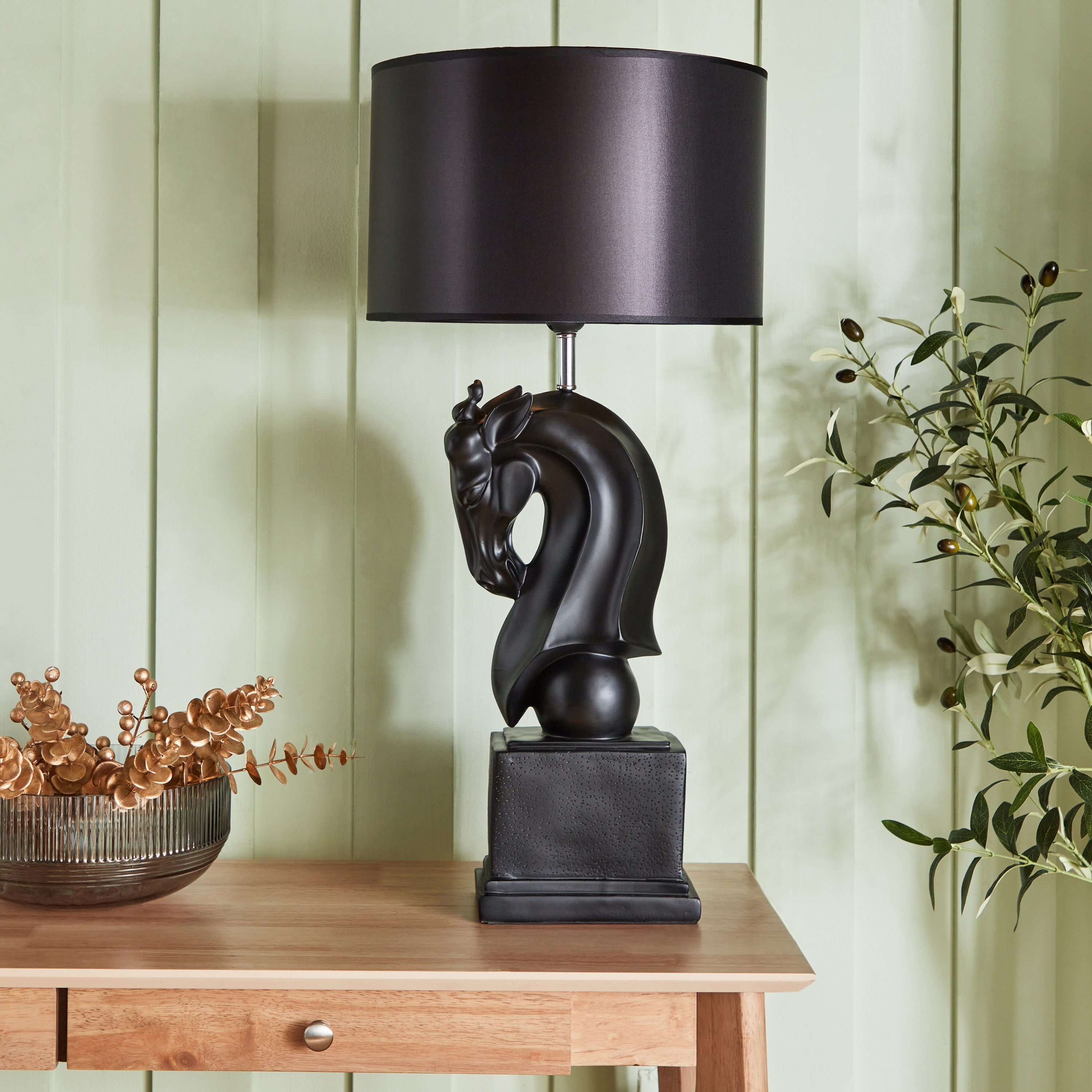 مصباح طاولة بوجه حصان راتنج من تيودور - 35x35x73.5 سم-hbxlivingroom-lighting-tablelamps-image-1