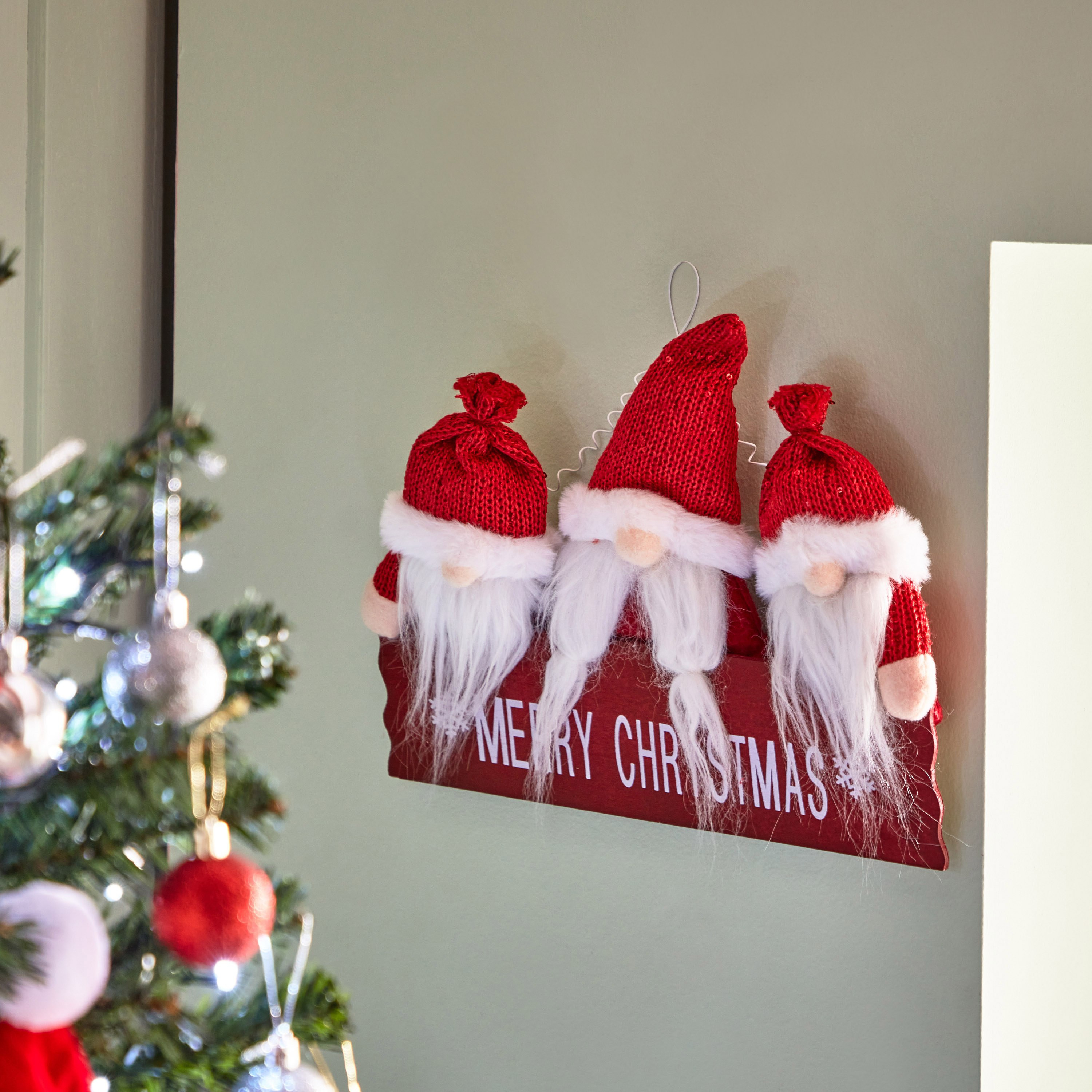 Blovec Chamdol Merry Christmas Hanger - 27x2x31 cm-PROMO_HB_AE_B1G1_250925-image-1