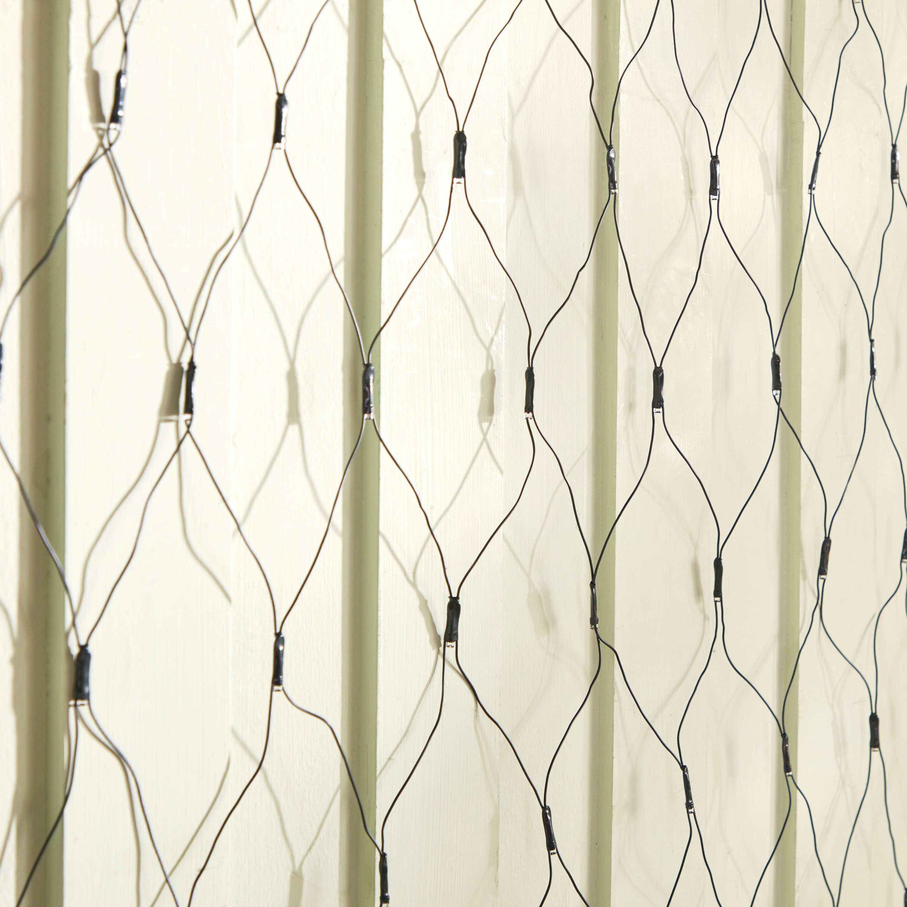 شبكة إضاءة إل إي دي 180- 4x180x120 سم من بلوفيك-hbxhomeware-hbxdecorandfurnishings-image-4