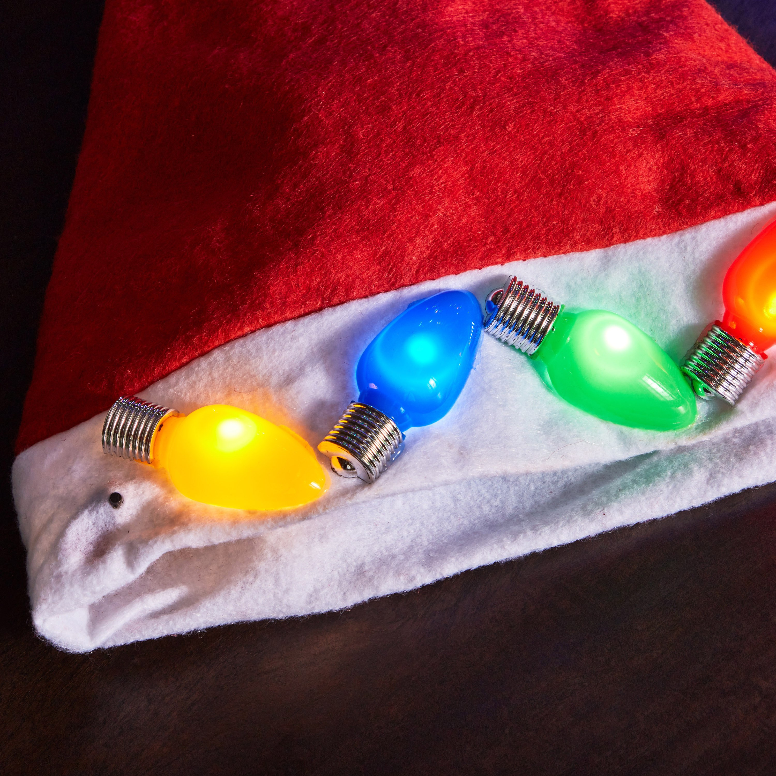 Blovec Chamdol Red Santa Hat With Lights - 31x2x46 cm-hbxhomeware-hbxdecorandfurnishings-image-4