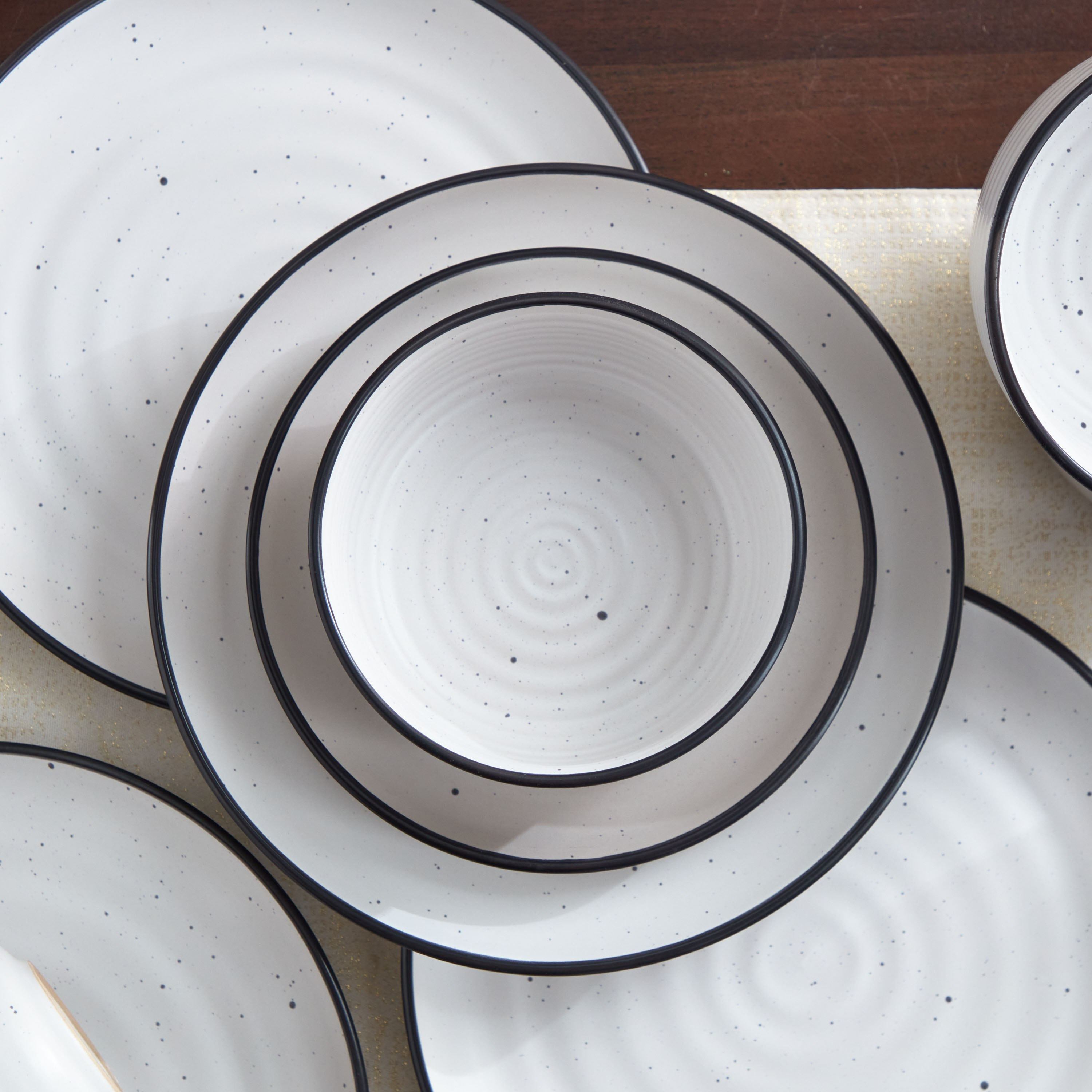 طقم عشاء 16 قطعة من أورورا - 4 أشخاص-hbxhomeware-hbxkitchen-image-3