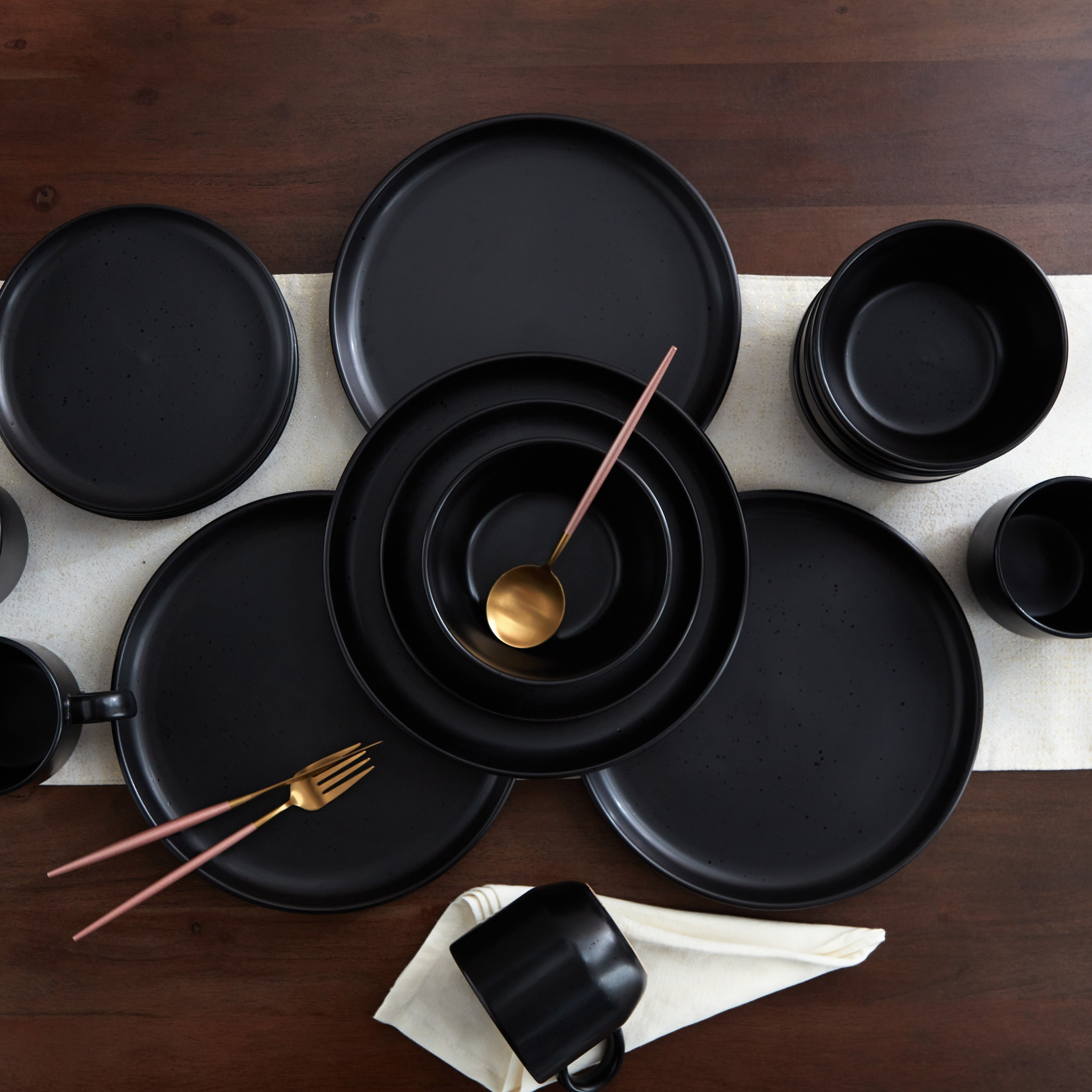 Welsh 16-Piece Dinner Set - Serves 4-hbxhomeware-hbxkitchen-image-1