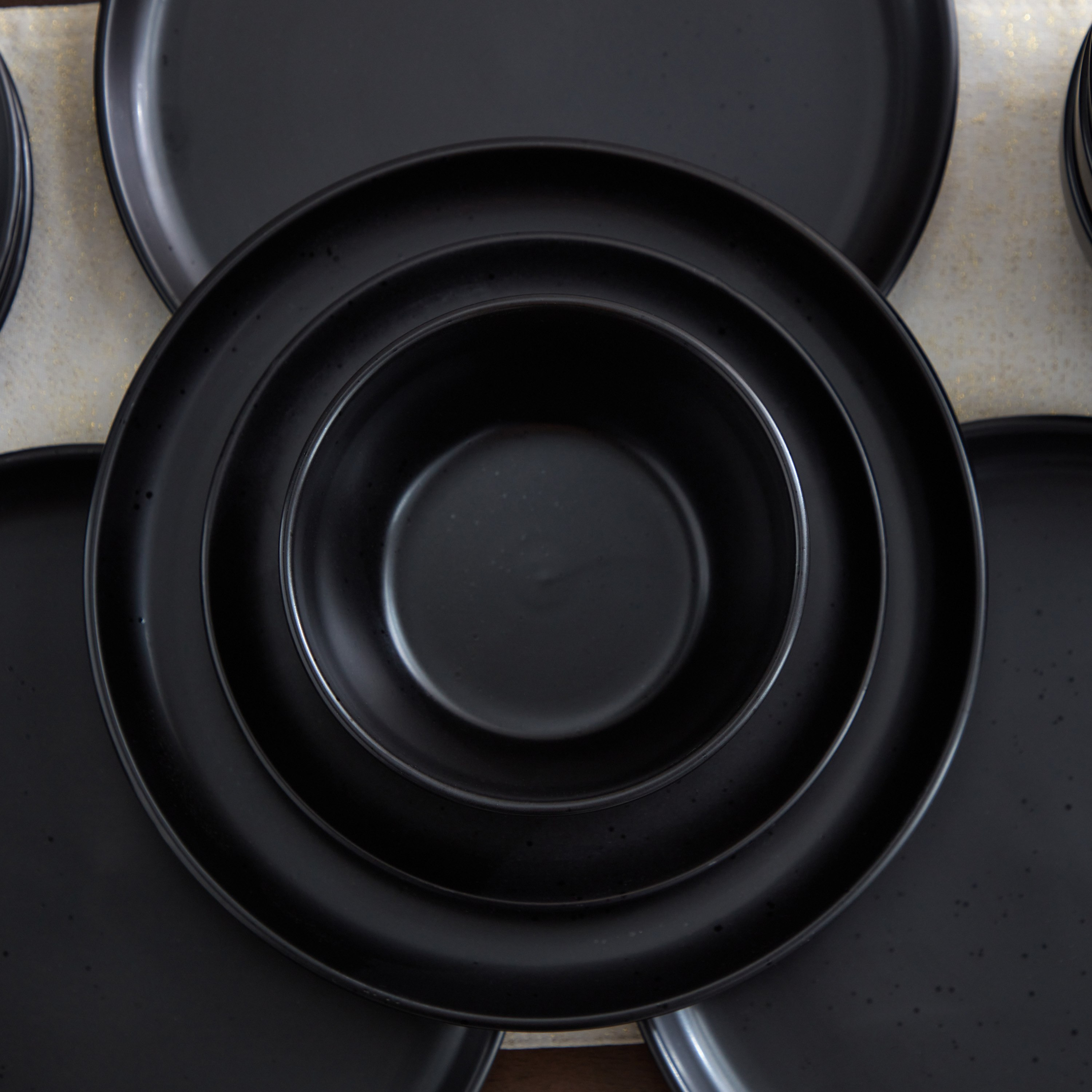 Welsh 16-Piece Dinner Set - Serves 4-hbxhomeware-hbxkitchen-image-3