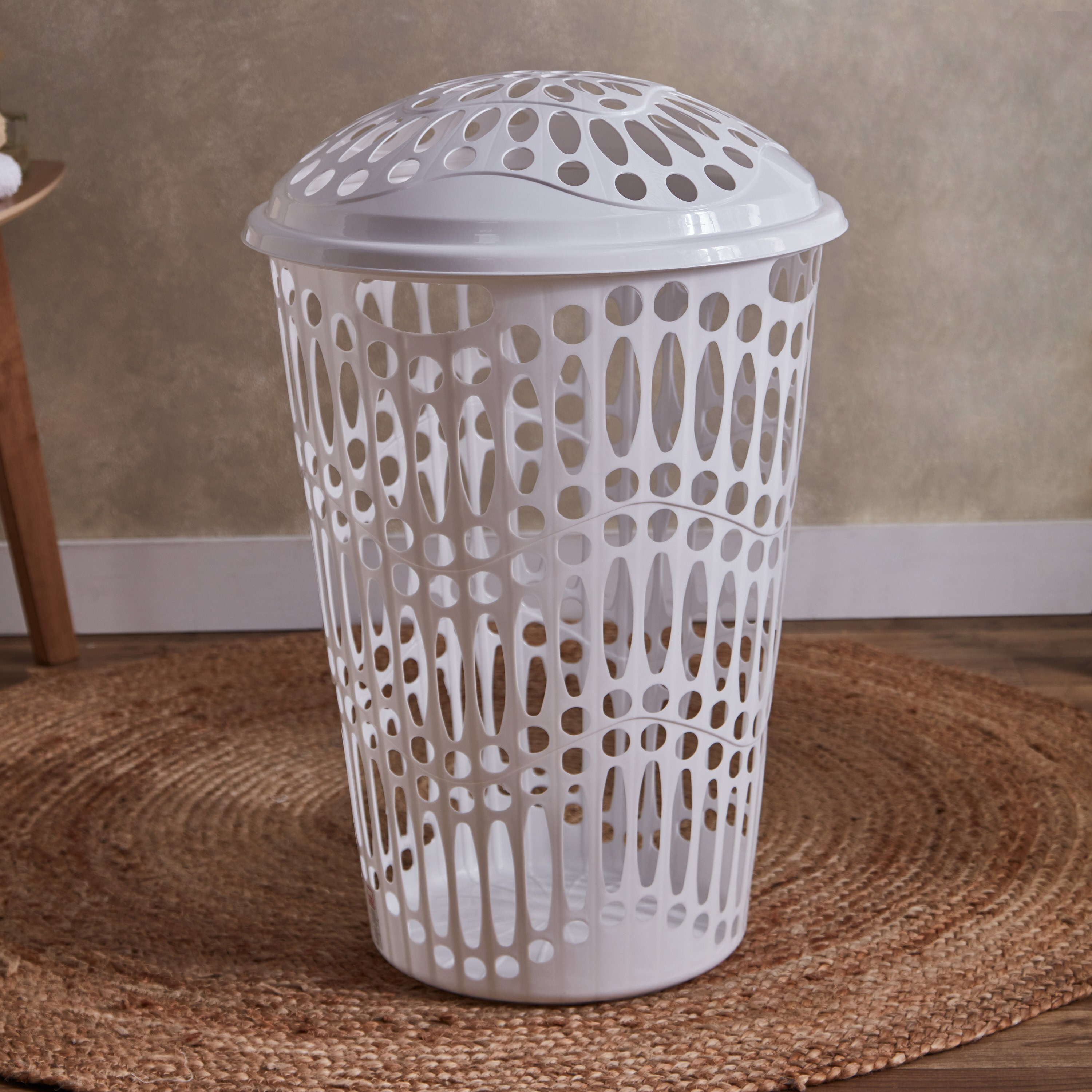 سلة غسيل بغطاء من هدسون- 54 لتر-hbxbathroom-bathroomstorage-laundryhampers-image-1