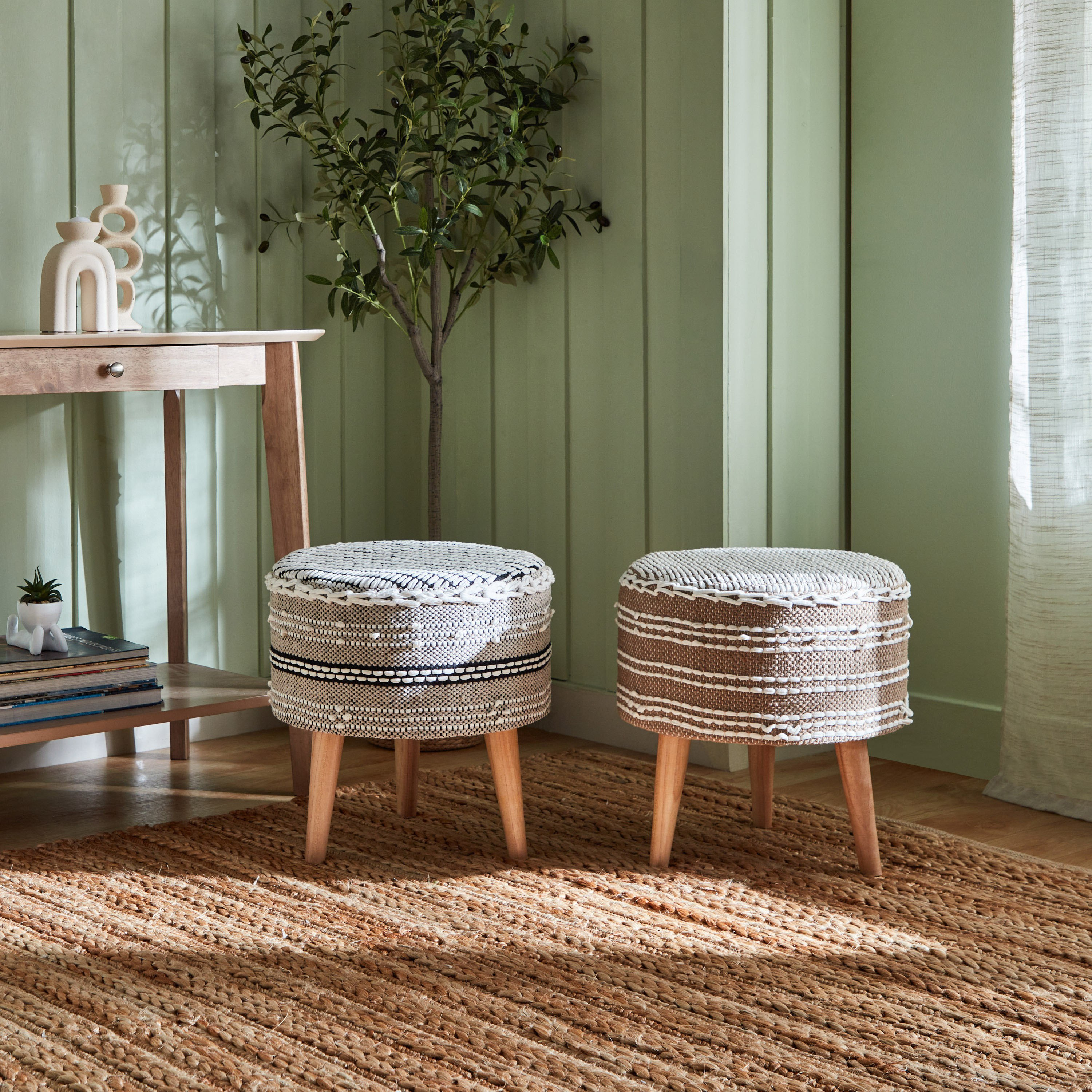 مقعد مصنوع يدويًا من لوم كرافت - 40x40x40 سم-hbxlivingroom-sofasandarmchairs-ottomansandfootstools-image-4