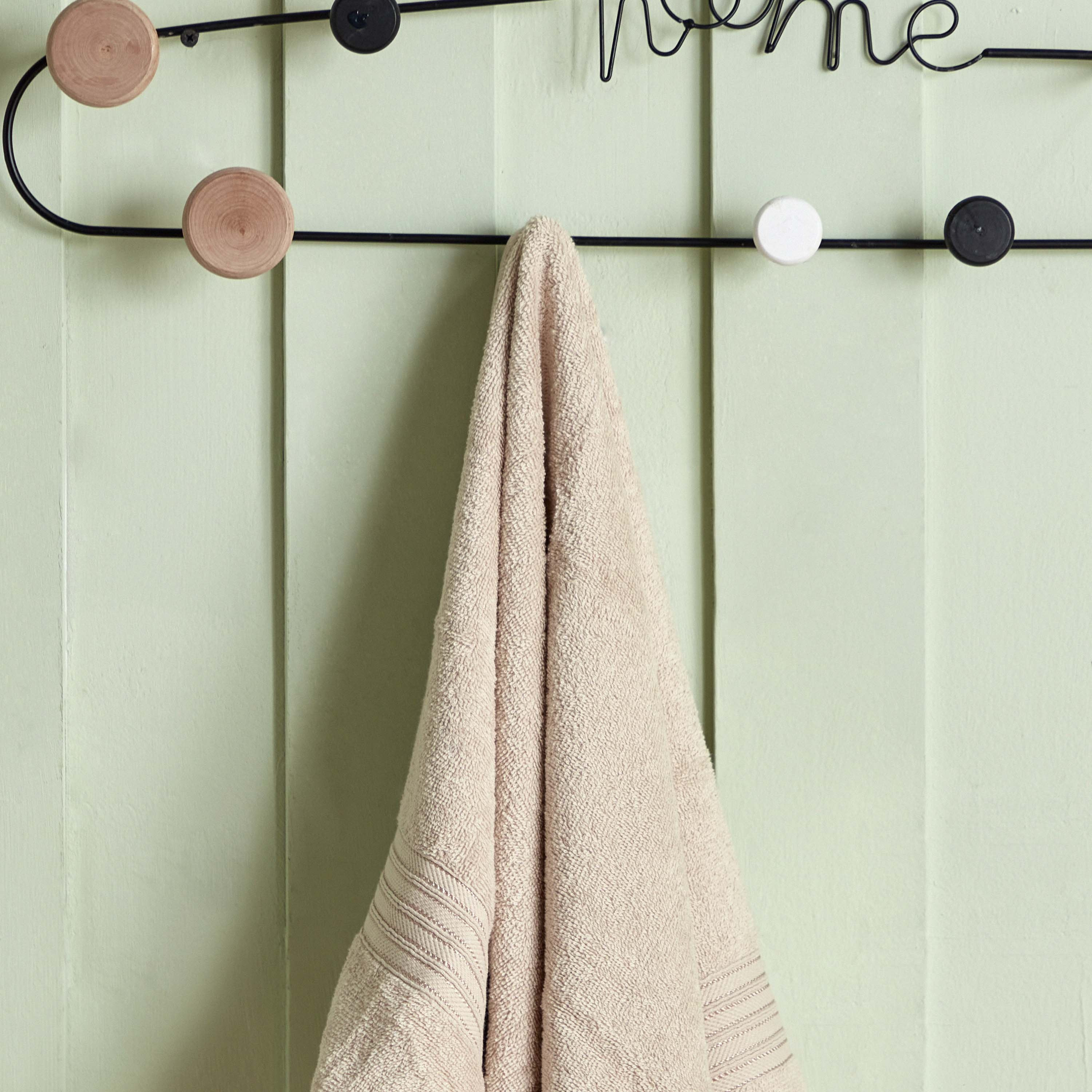 منشفة يد ممشطة من إسنشيال - 50x90 سم-hbxbathroom-bathroomtextiles-image-2