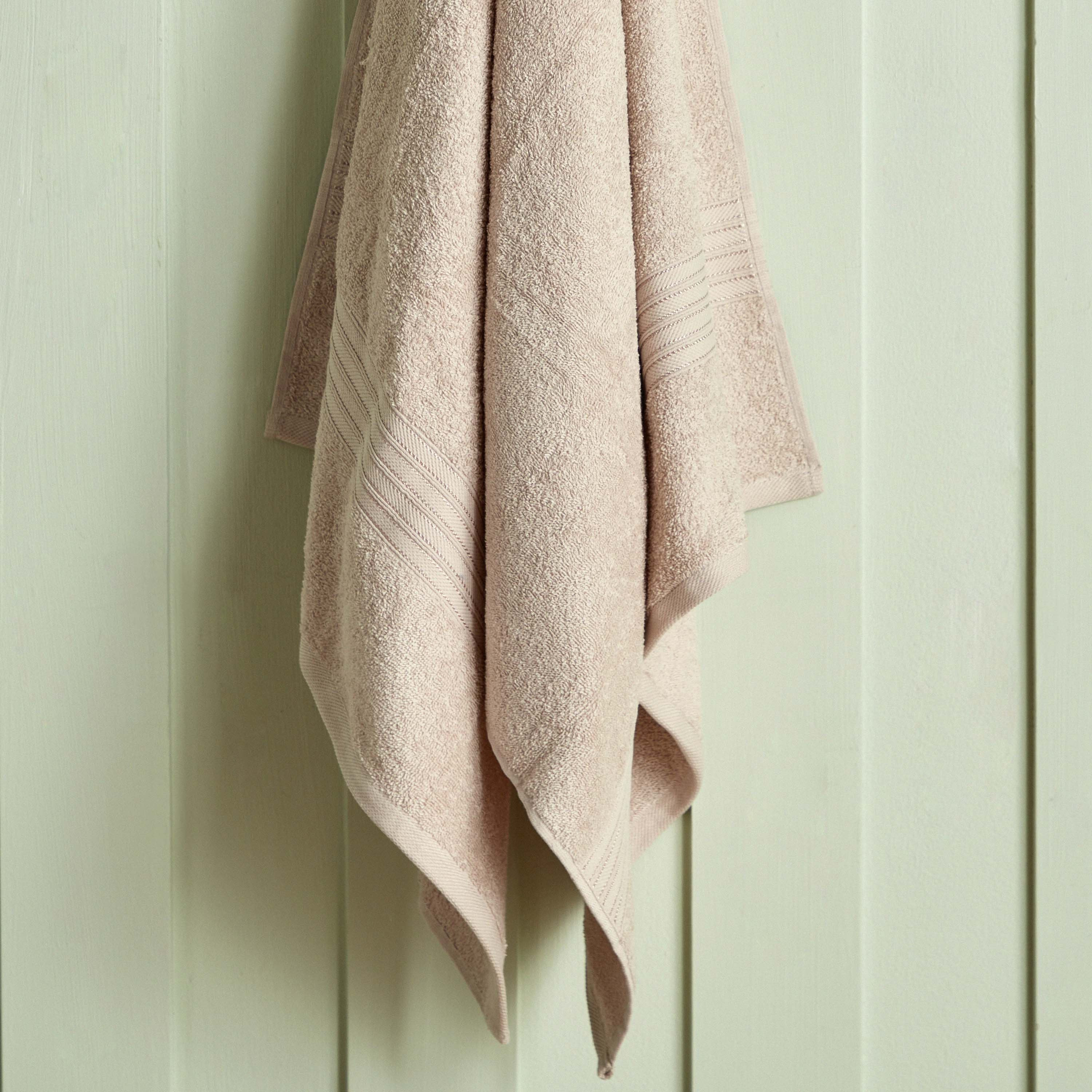 منشفة حمام ممشطة من إسنشيال- 70x140 سم-hbxbathroom-bathroomtextiles-image-3