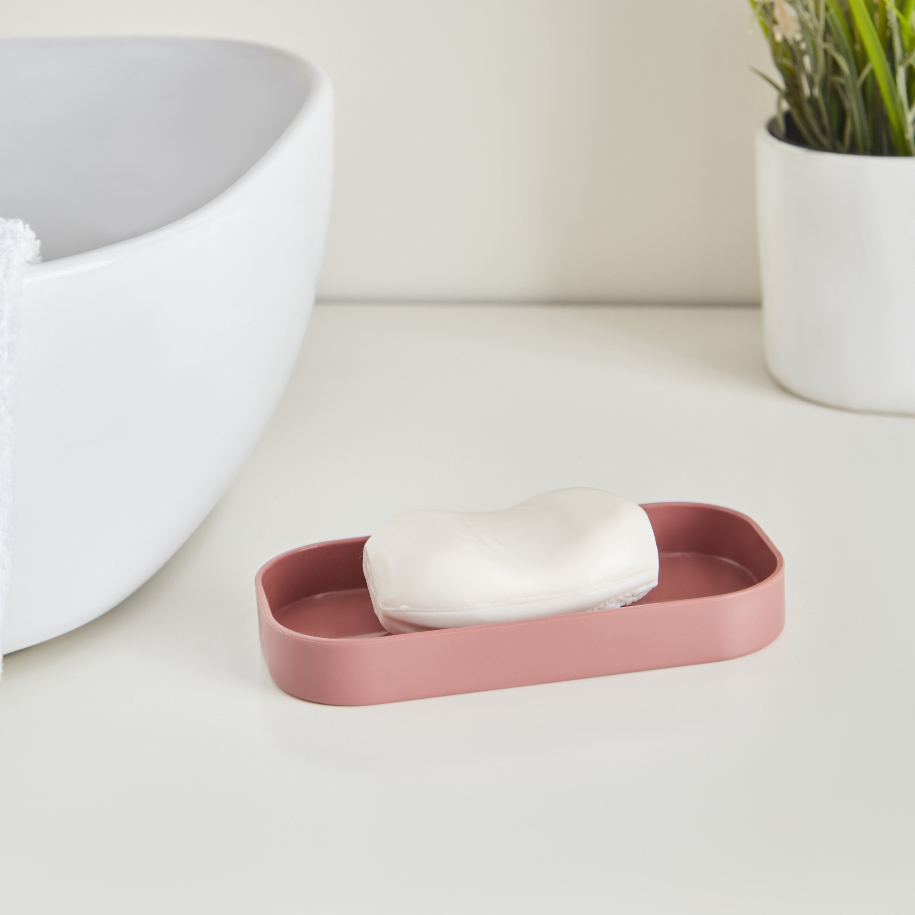 Nova Single Solid Soap Dish-PROMO_HB_AE_B2G2_011025-image-1