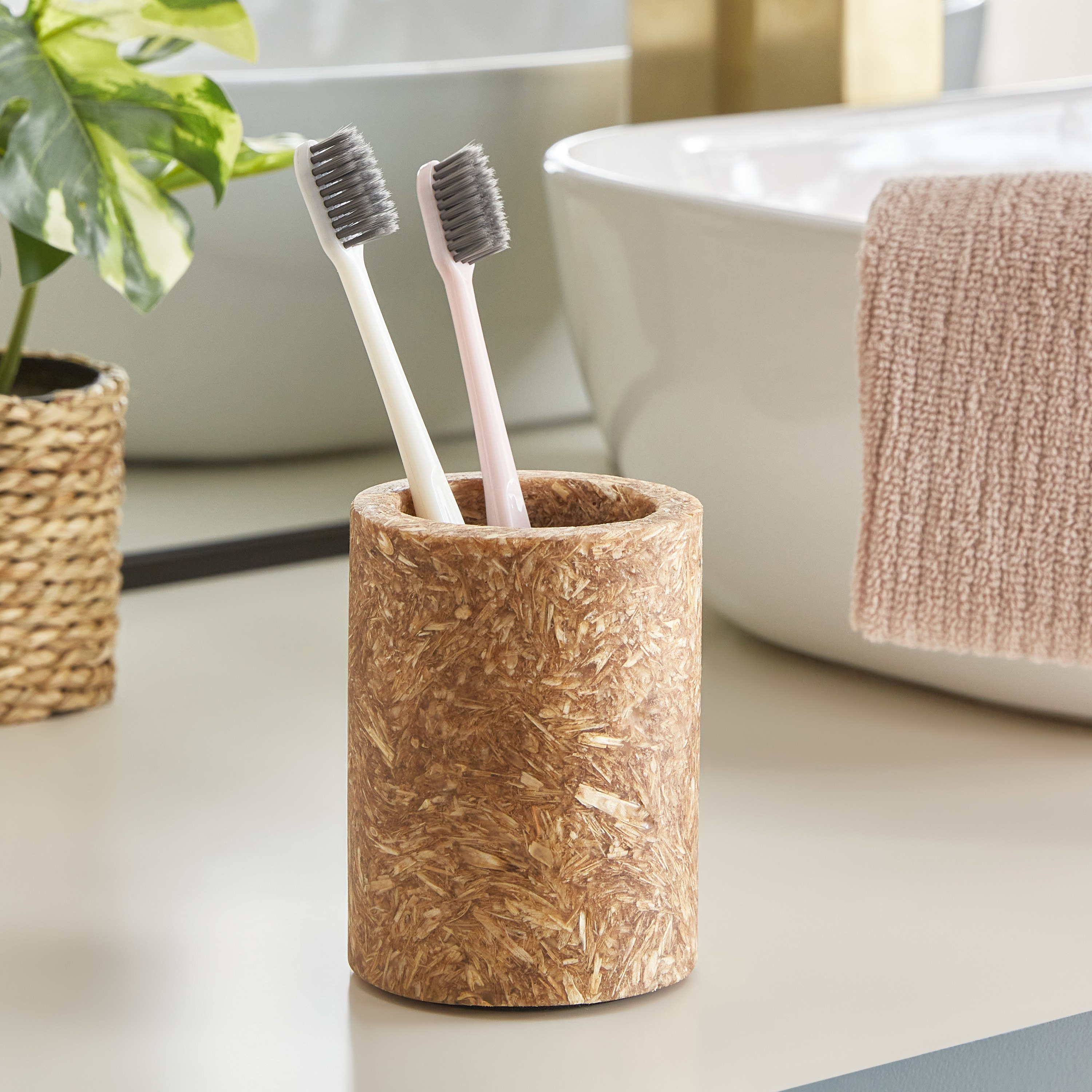 Harmony Toothbrush Holder - 7x7x10 cm-PROMO_HB_AE_B2G2_011025-image-1