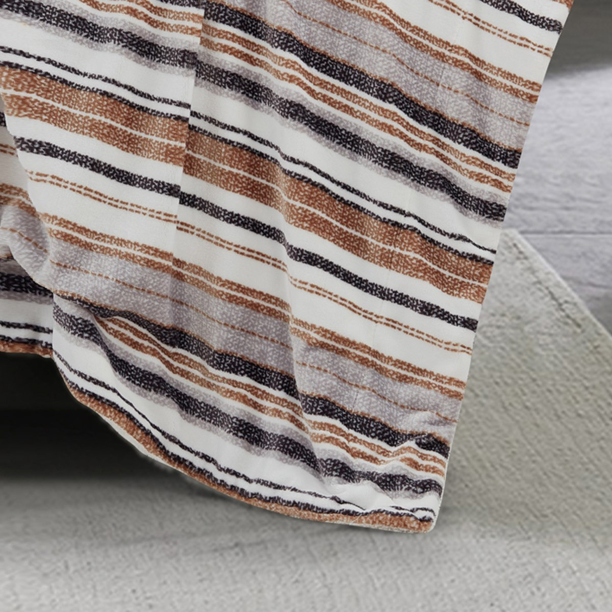بطانية فلانيل شيربا توين بطبعات فانيا من براكستون - 150x200 سم-hbxhomeware-hbxbedroom-image-4