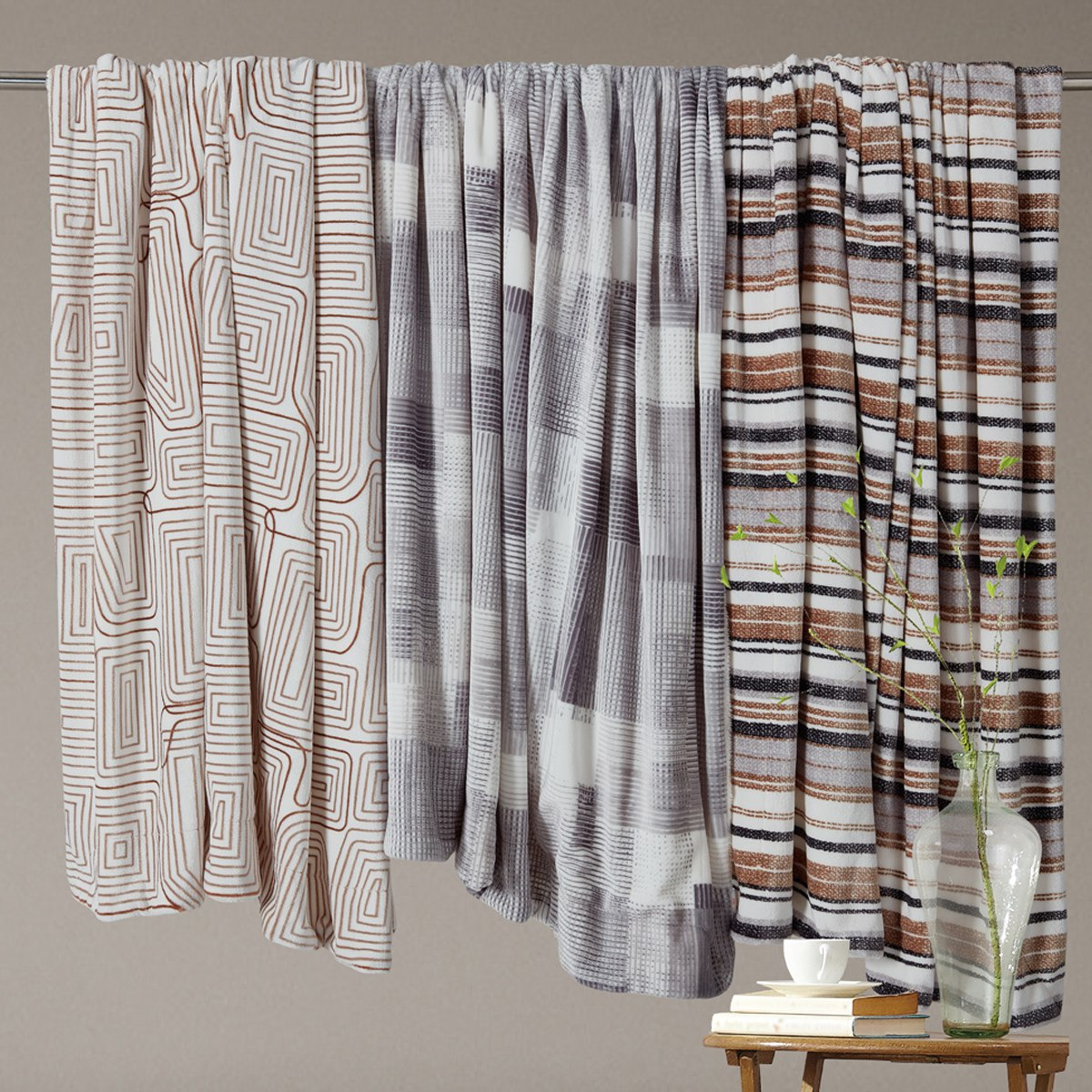 بطانية فلانيل شيربا توين بطبعات دينزي من براكستون - 150x200 سم-hbxhomeware-hbxbedroom-image-5