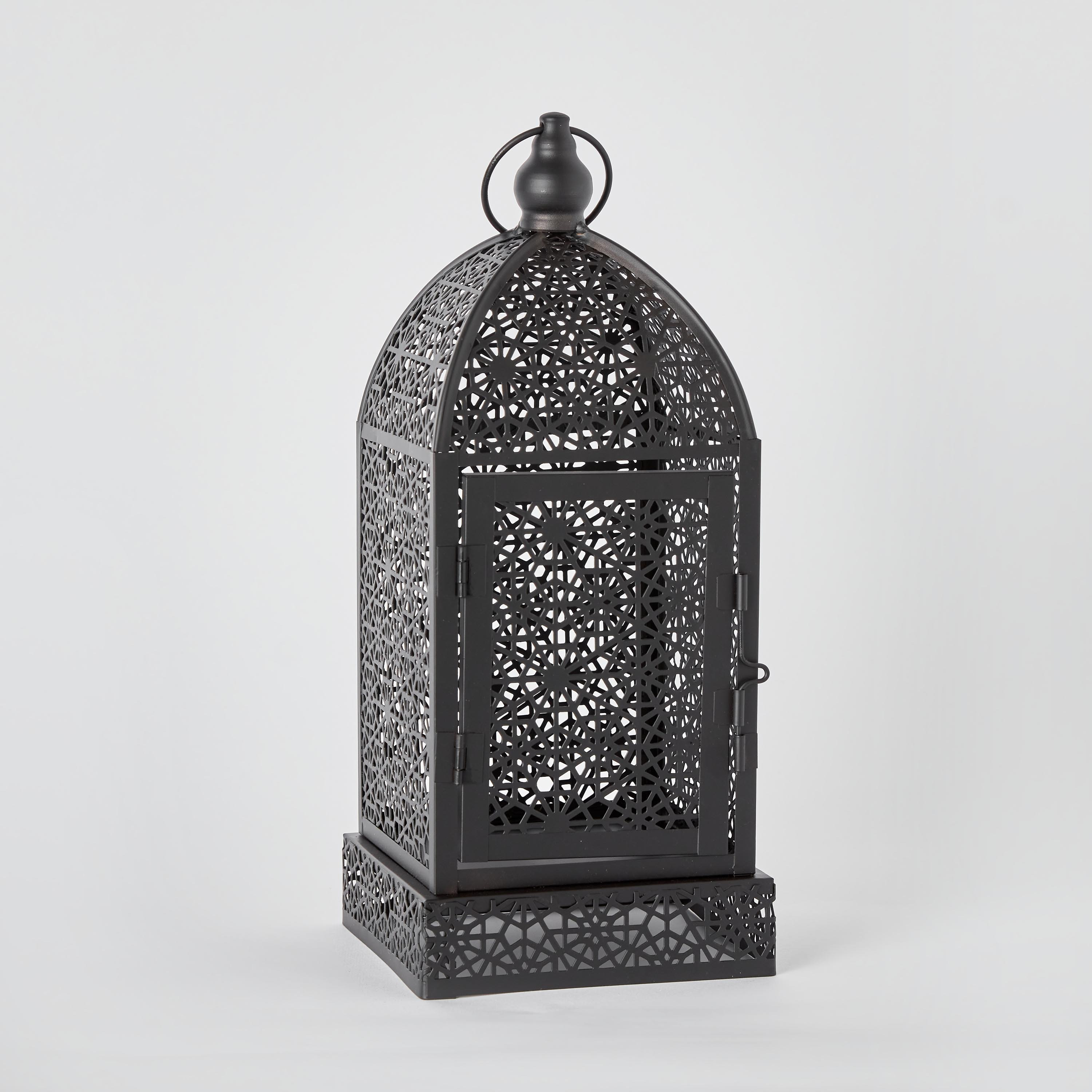 فانوس معدن بتصاميم مفرغة من أورورا - 13.4x13.4x31.2 سم-hbxdecorandfurnishings-homeaccessories-lanterns-image-6