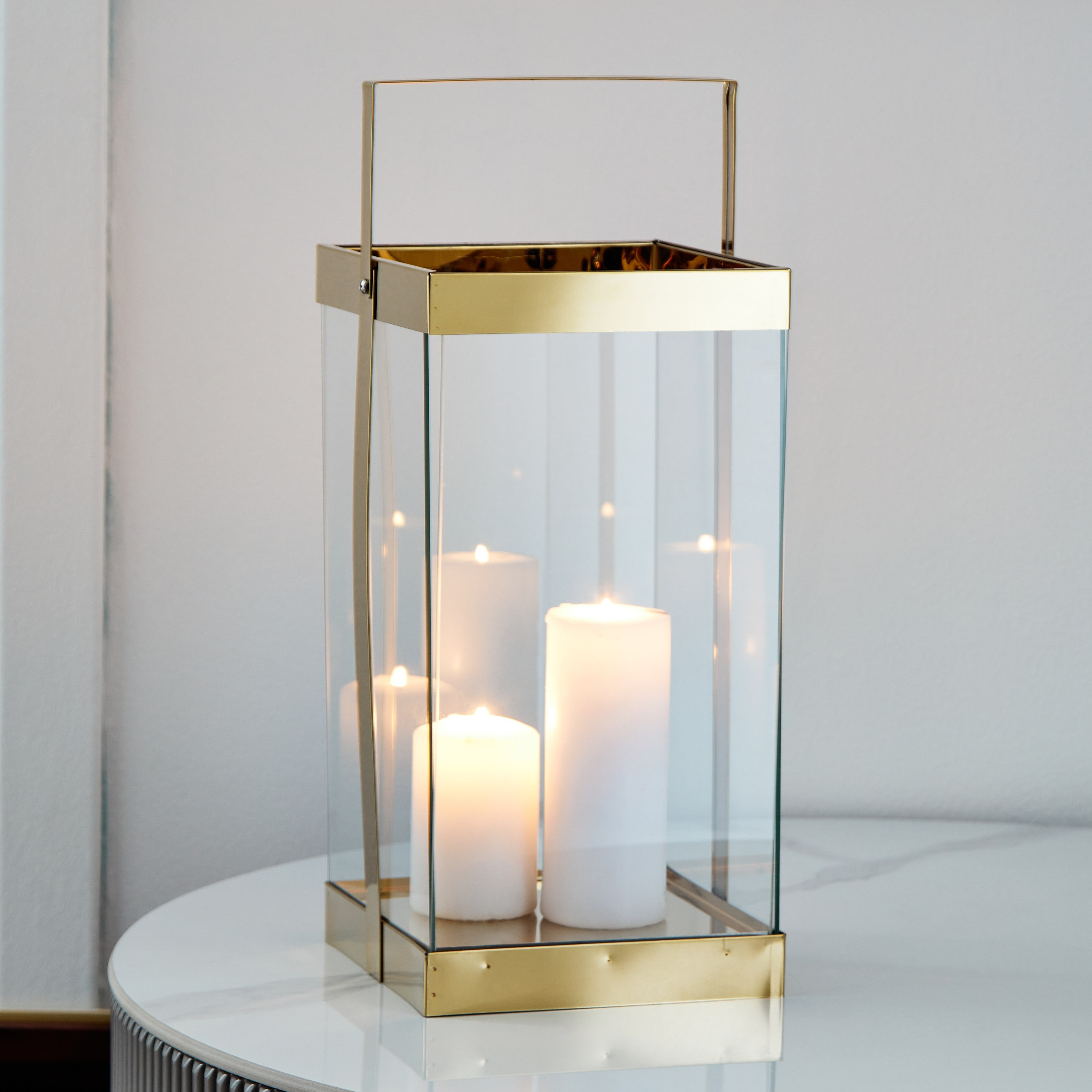 فانوس معدني ستانليس ستيل مع زجاج شفاف من أورورا - 18x18x35 سم-hbxdecorandfurnishings-homeaccessories-lanterns-image-2