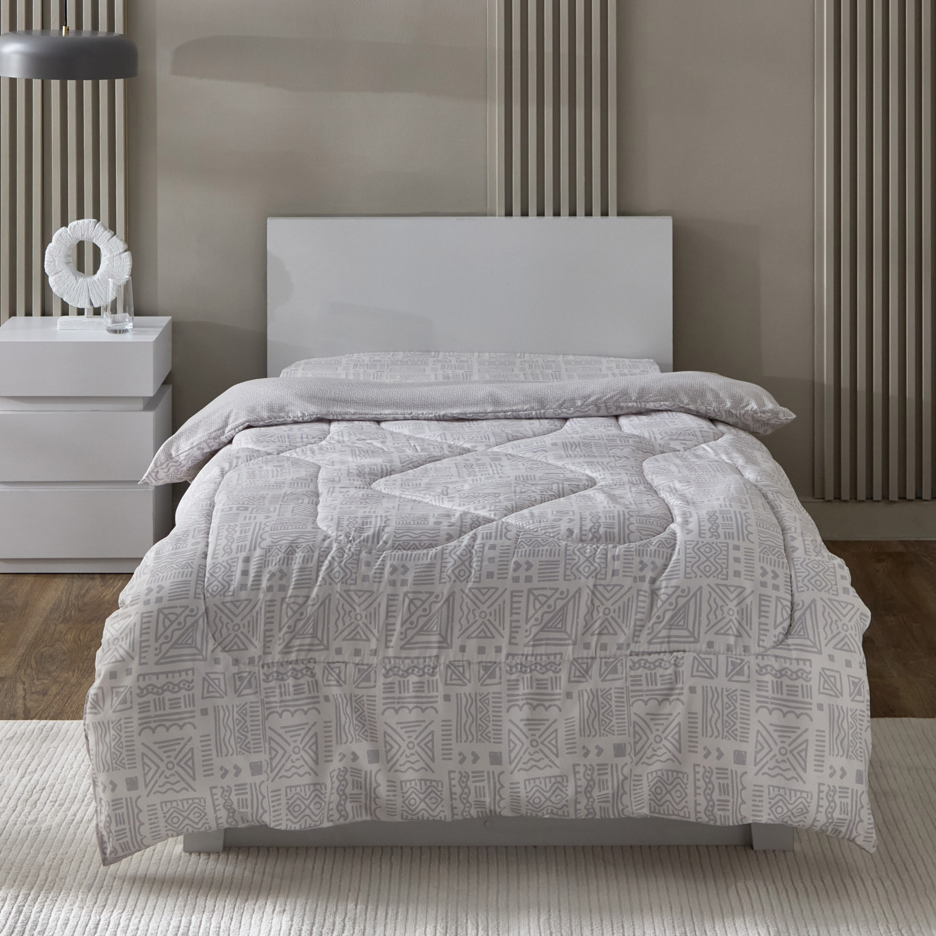لحاف فردي من الألياف الدقيقة رين من ماتريكس - 135x220 سم-hbxkidsandyouth-beddingandfurnishings-comfortersets-image-2