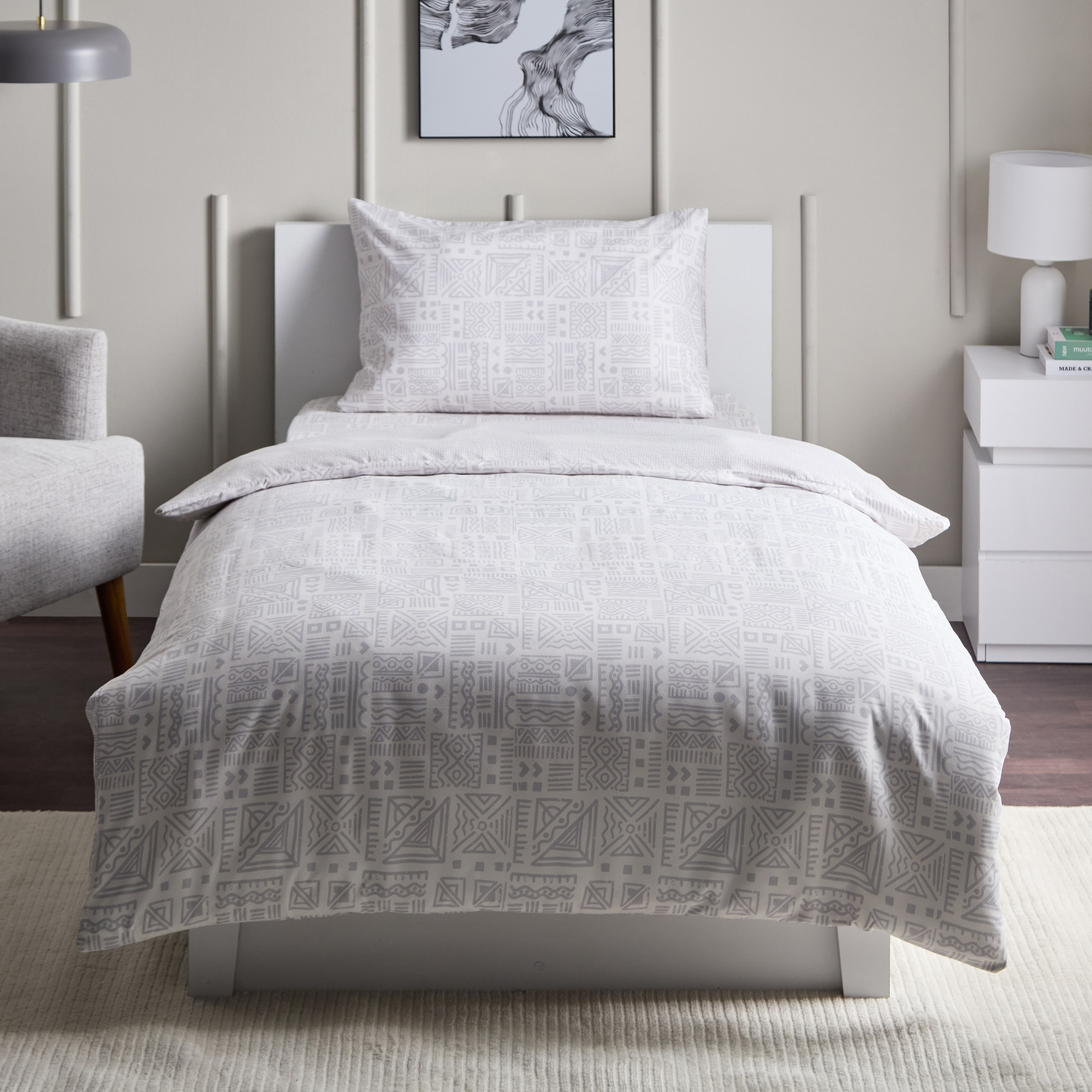 طقم غطاء لحاف فردي من الألياف الدقيقة قطعتين بطبعات رين من ماتريكس - 135x200 سم-hbxhomeware-hbxdecorandfurnishings-image-2