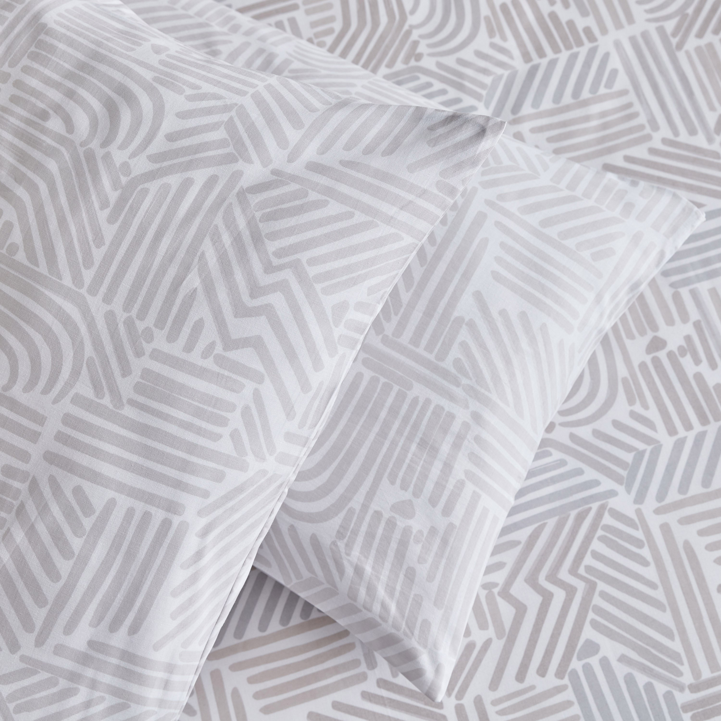 Albania Rico 2-Piece Polycotton Pillowcase Set - 50x75 cm-hbxhomeware-hbxbedroom-image-6