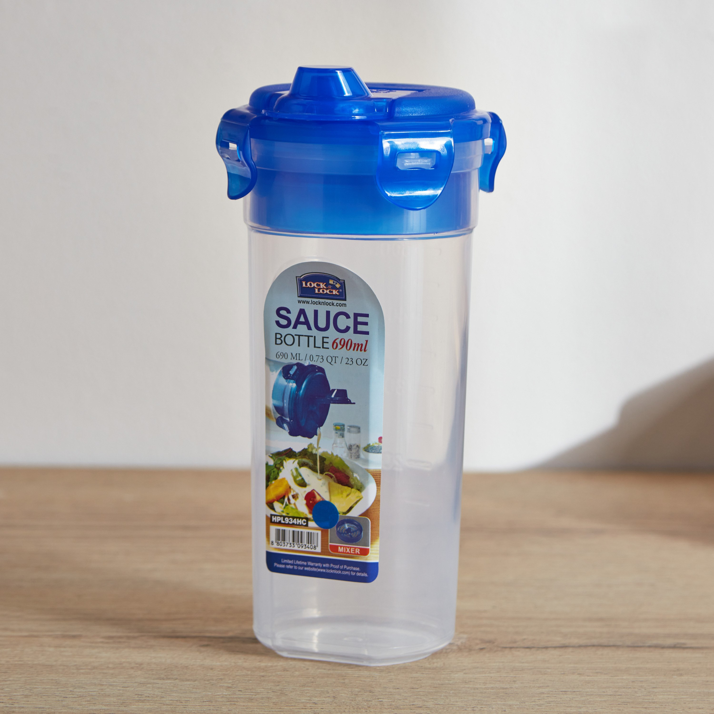 Lock & Lock Round Sauce Bottle with Mixer - 690 ml-hbxhomeware-hbxkitchen-image-2